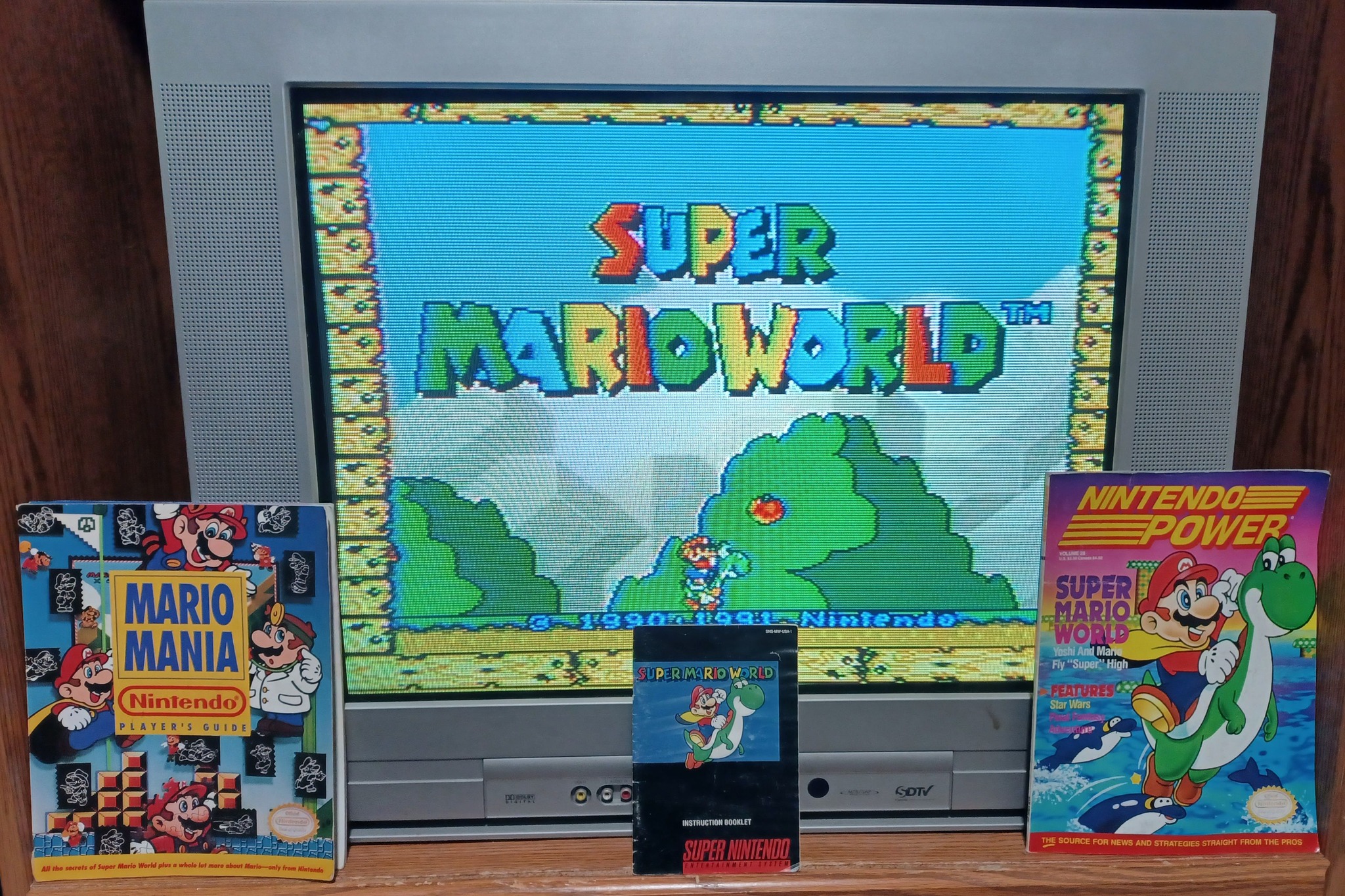 1991 Nintendo Super Mario world game watch!