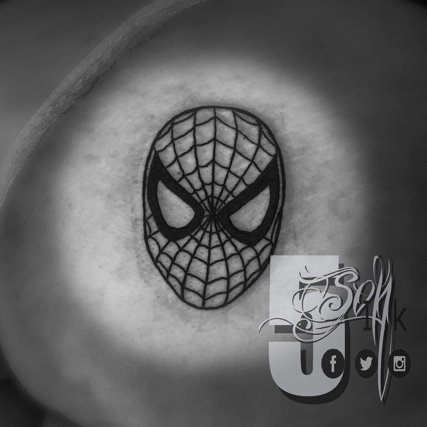 5SON Ink - Just your friendly neighborhood Spider-man! #spidermantattoo ...
