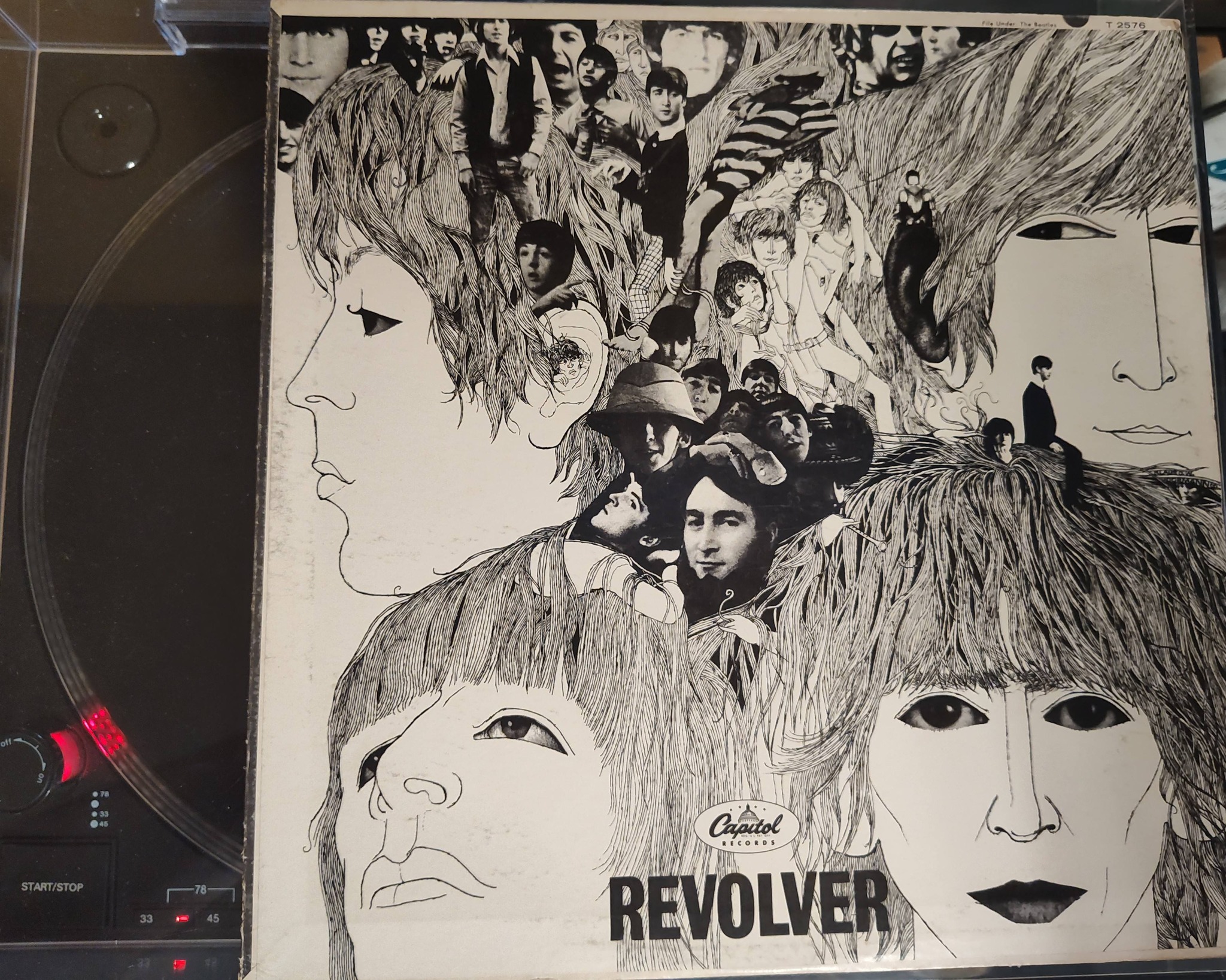 Vinyl fans: my review of The Beatles' 4 LP Revolver Super Deluxe
