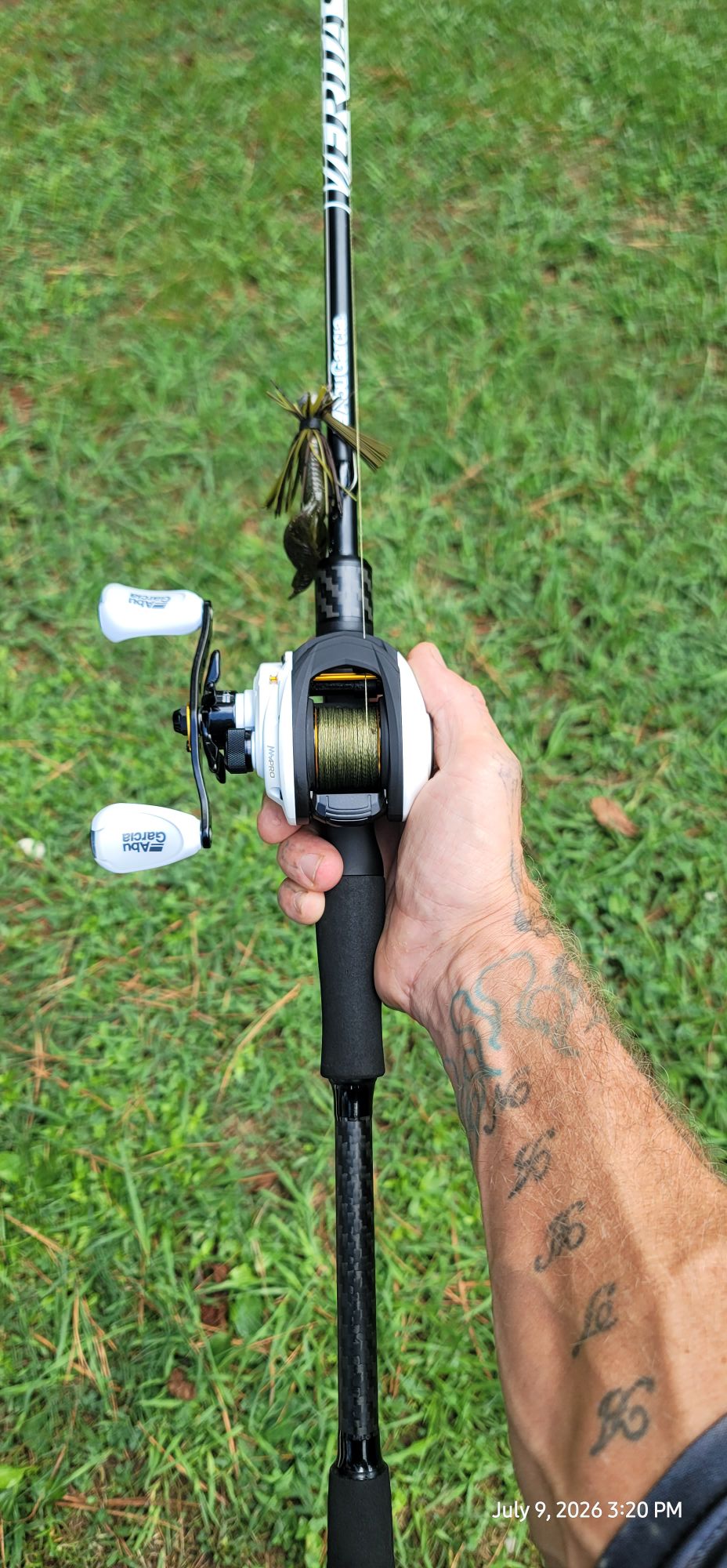 bass fishing medium heavy rod combos One Reel Combo, Baitcasting Fishing Pole with Graphite 2Pc Blanks - Blue -Left Handed The Seviin casting reel features a graphite body and aluminum spool for lightweight handling and operability Medium Heavy Line Weight On