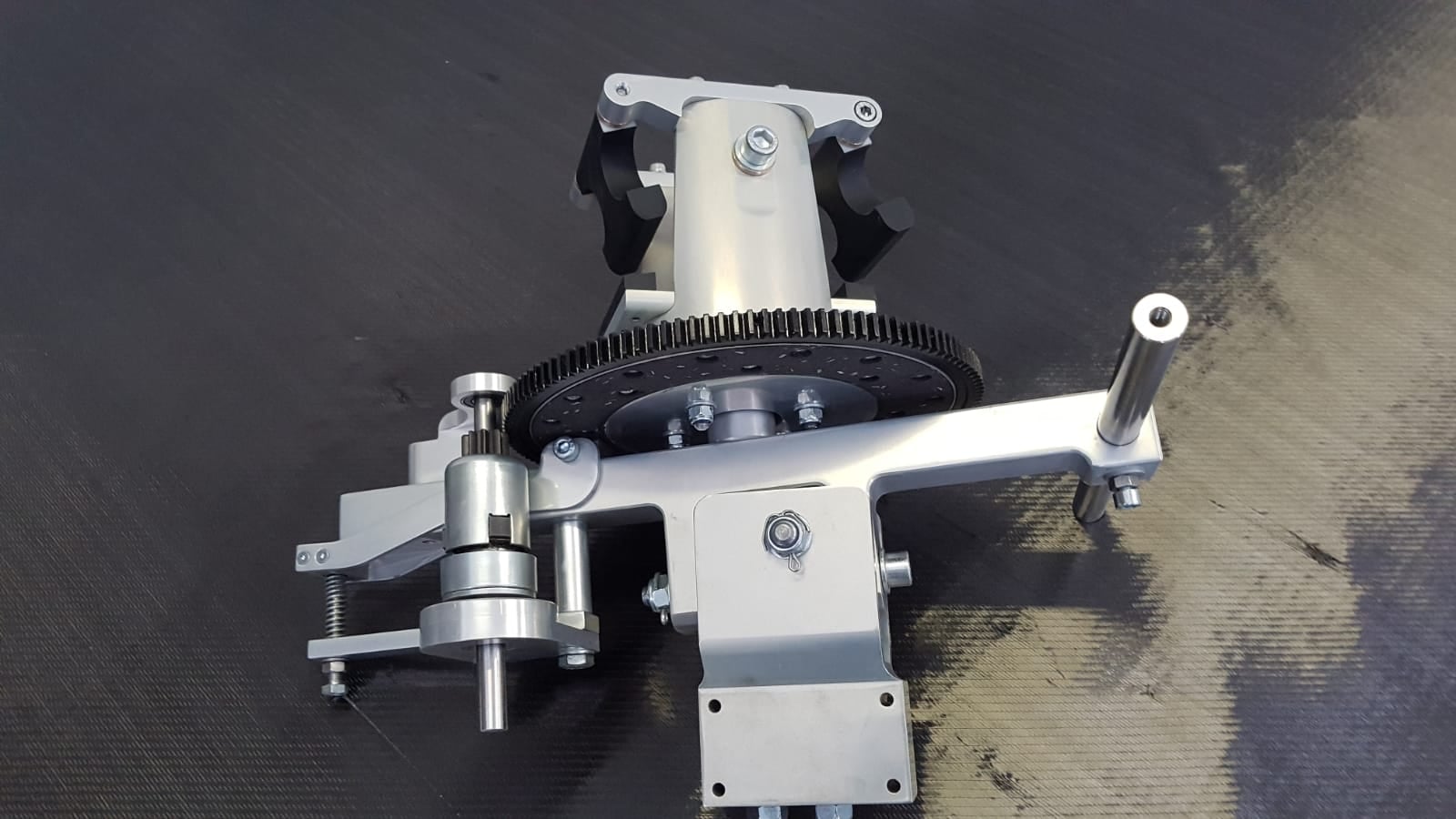 🆕🆕 NEW Rotor head with pre rotation system adjusted for RAF 2000 ...