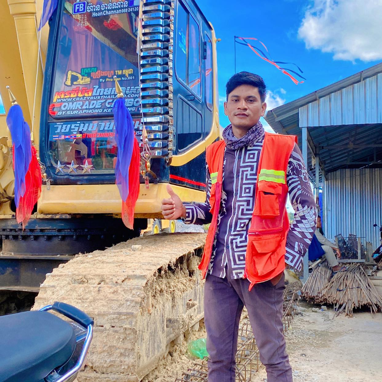 Concrete Pile Driving By Excavator Hammer💥 #excavator | Mat Mao