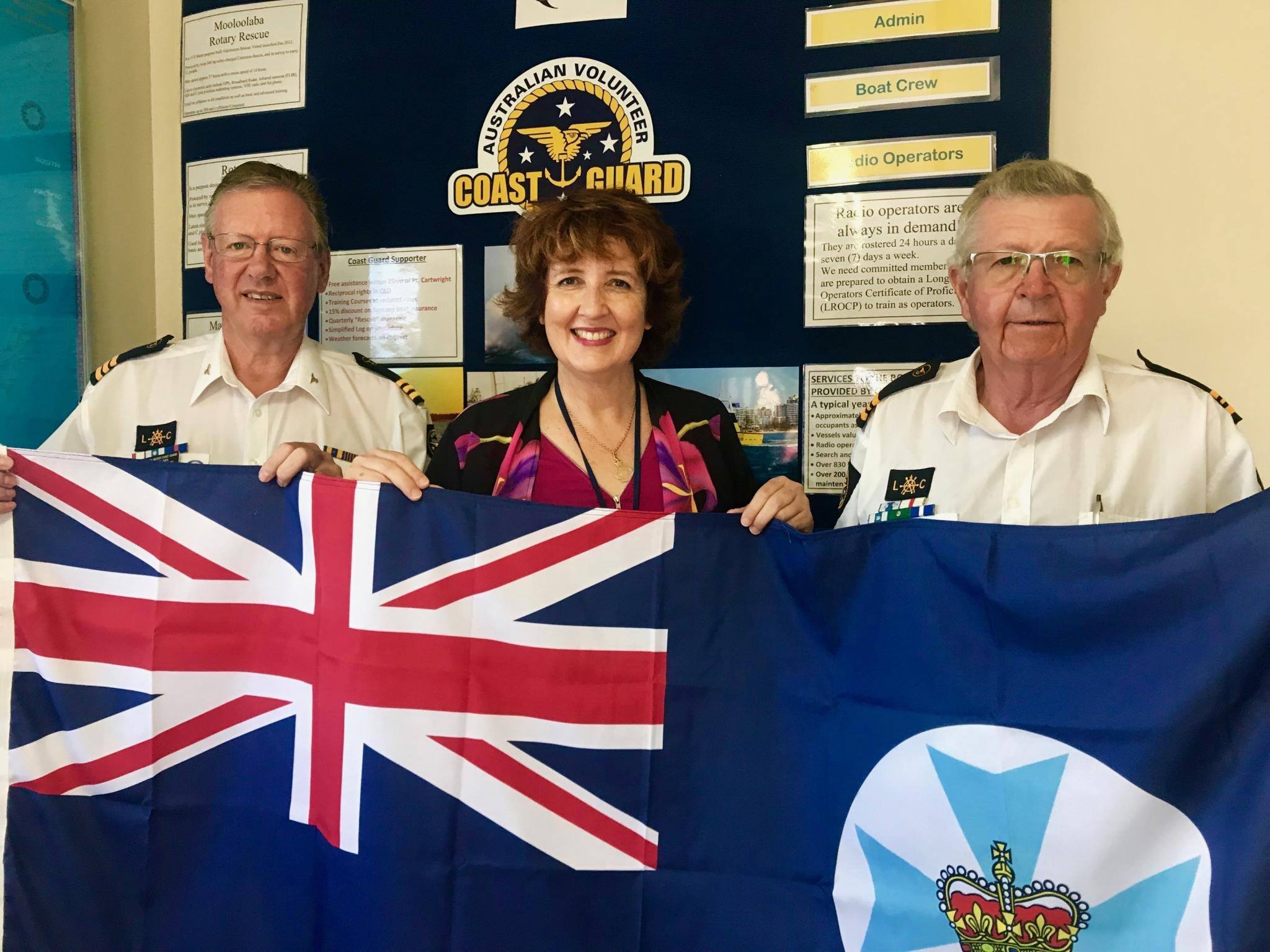 A New Queensland Flag for QF6... - Coast Guard Mooloolaba QF6