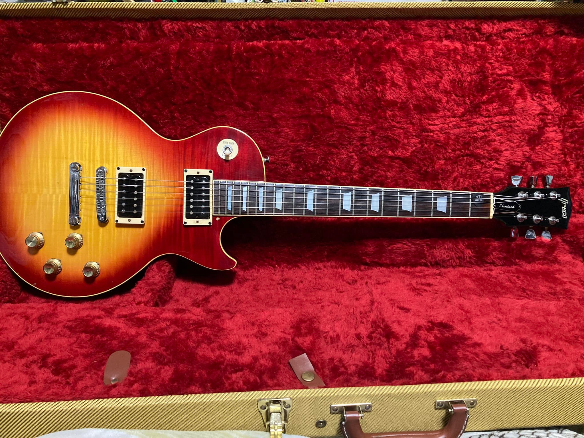 My two beautiful Grecos 1976 EG700 Standard and 1978 EG800 Custom