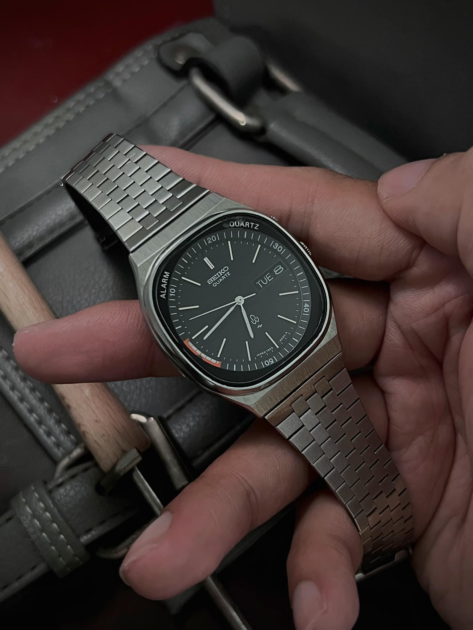 Seiko vintage ~1980s Alarm 7223-6040. Thanks for liking!!!!