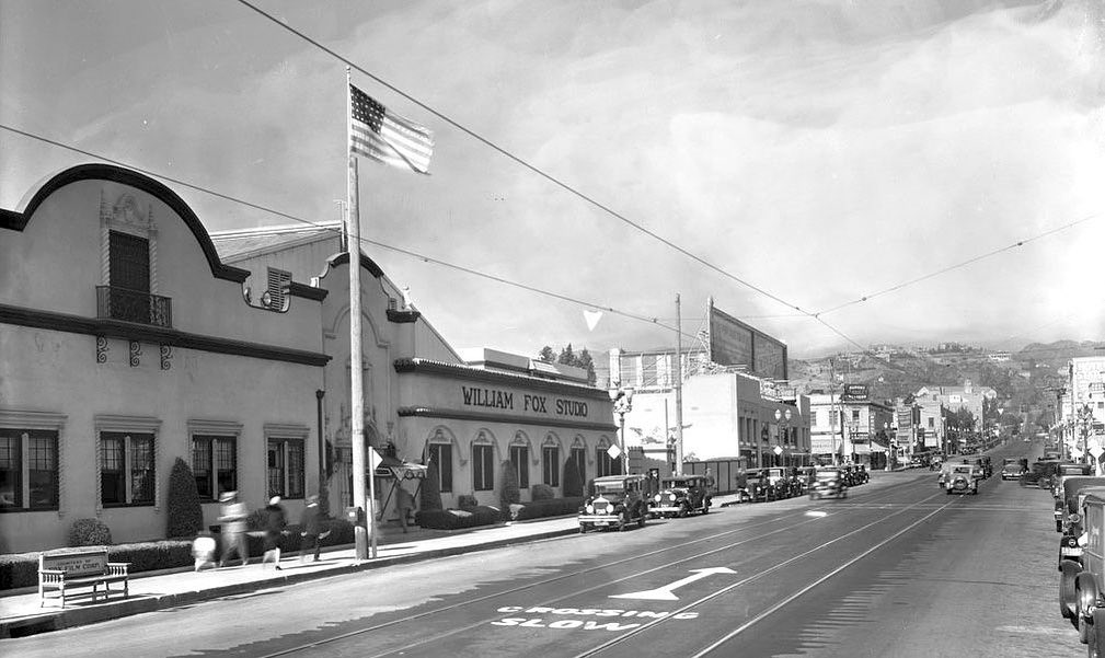 洋楽 foxx west los angeles The William Fox Studio on Western Ave. near Sunset Boulevard, Los
