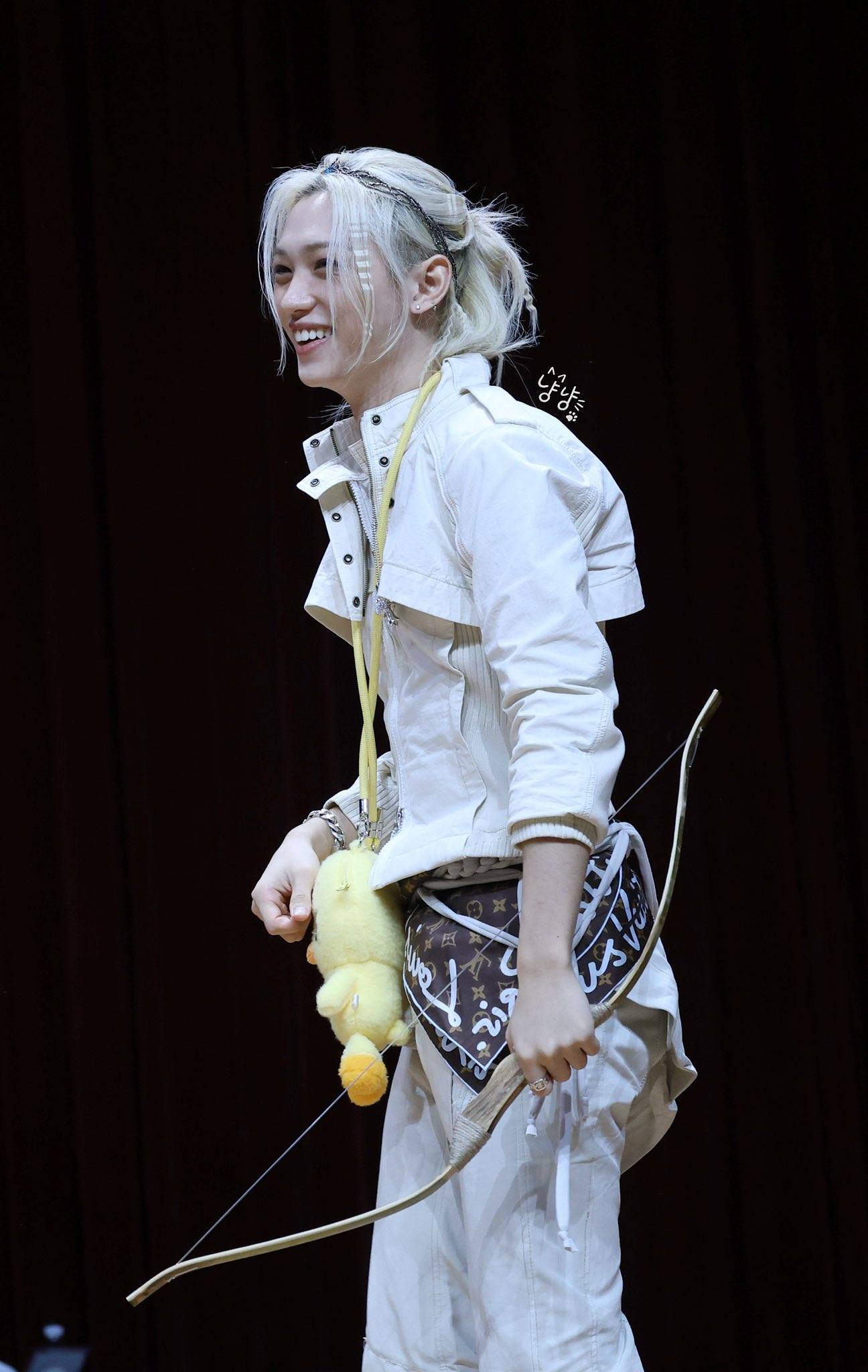 Pic: 07|09|25 — Lixxie participates in Soundwave fansign event