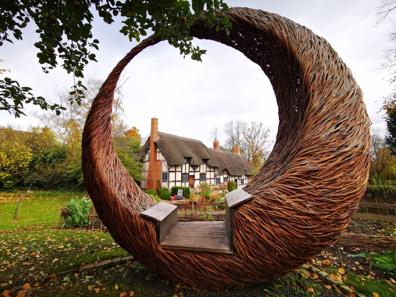 Rabbie's - Anne Hathaway's Cottage was the home of William... | Facebook