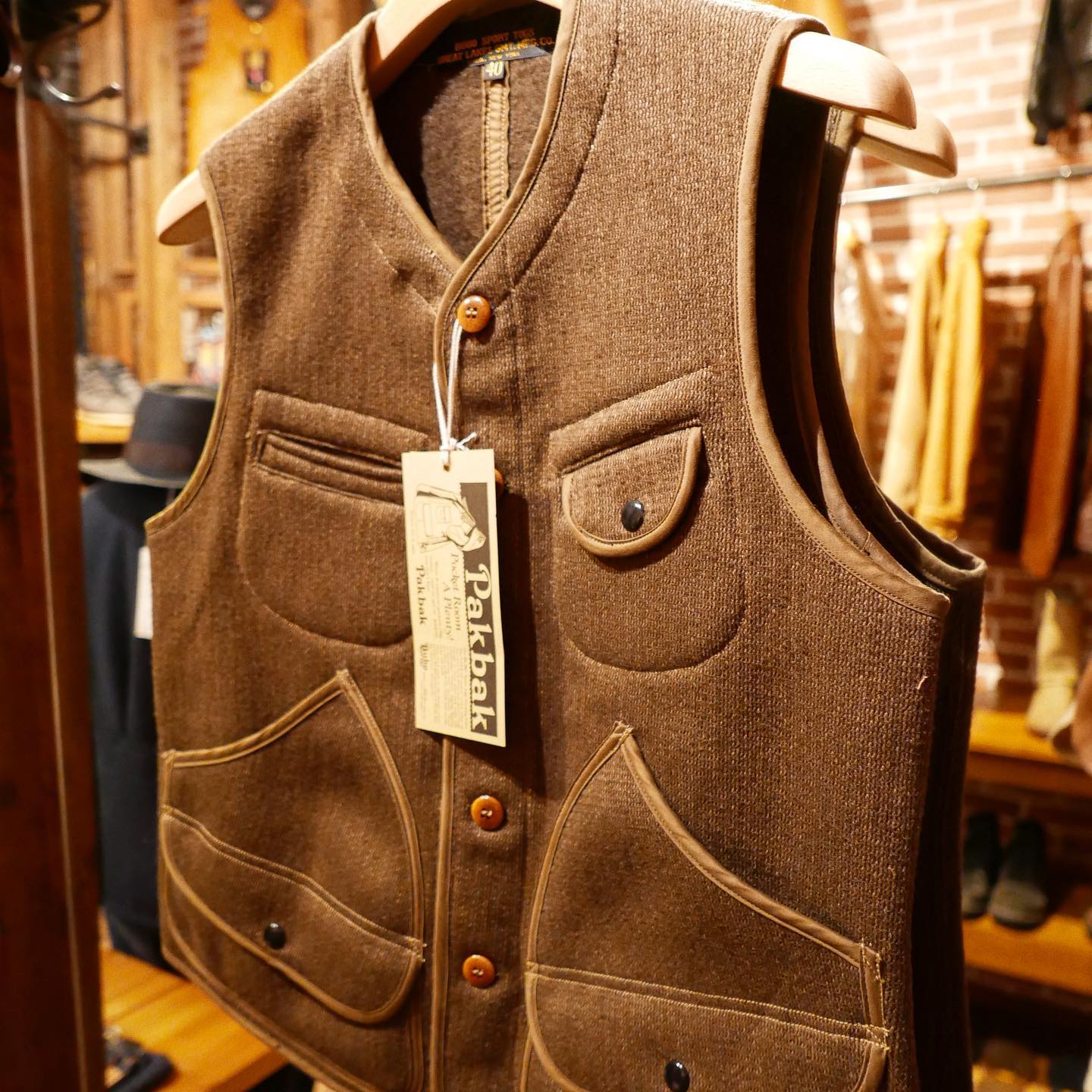 FREEWHEELERS #2031018 -GRATE LAKES GMT.MFG.CO.- “Bridgeport”VEST