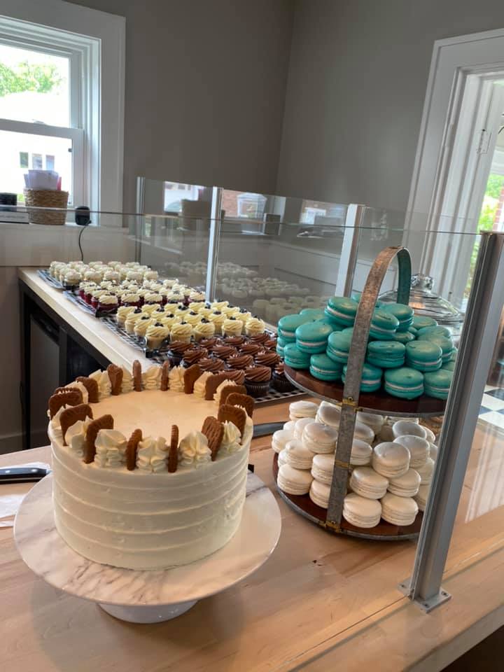 Sweet Paige's - Happy Wednesday! Cake: biscoff... | Facebook