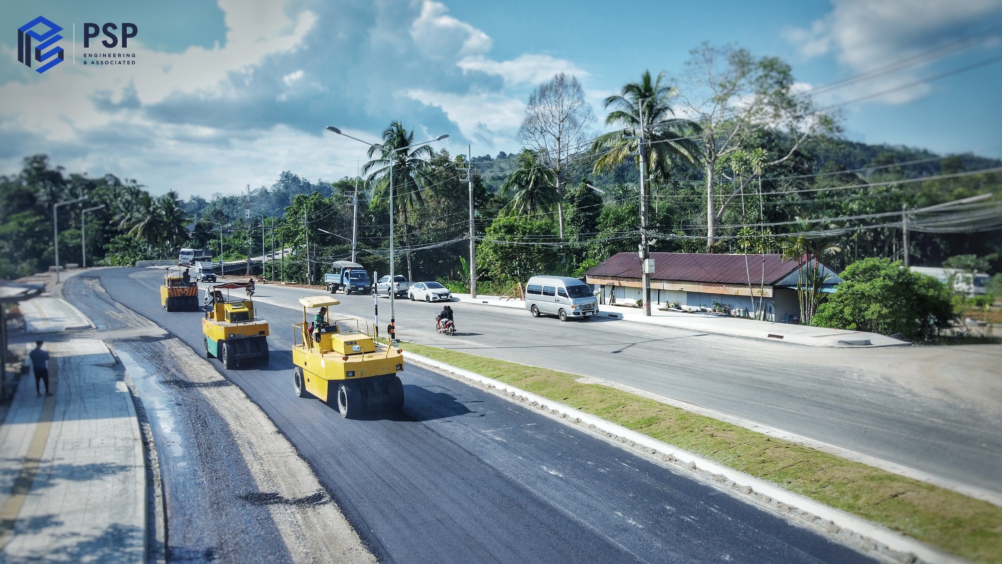 👷‍♂️งานเมืองในสายหมอก🚜🚜สุคิร... - PSP Engineering & Associated