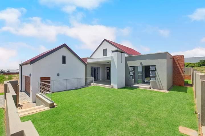 M&T Development - Golden Field Estate Homes, Centurion FOR... | Facebook