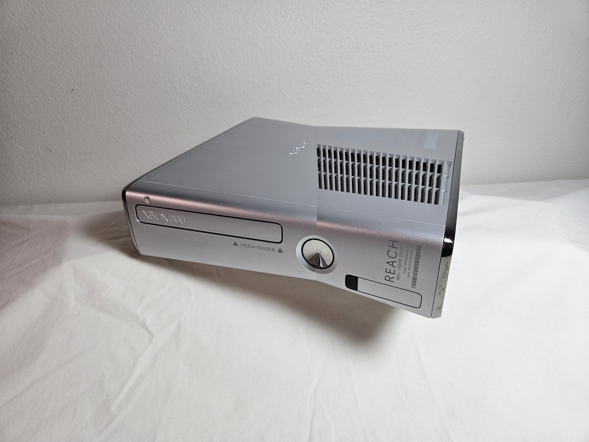 おとは Anybody interested in some modded/special edition consoles?