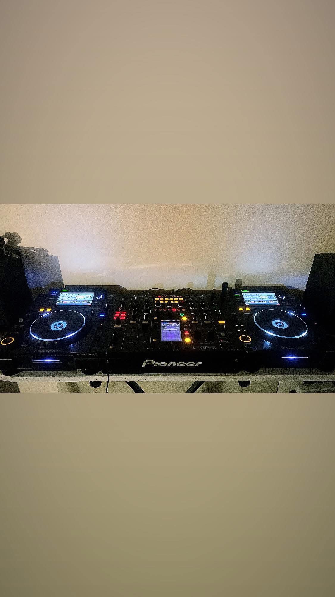Got a djm 700 with faulty fx, only about half the fx are showing
