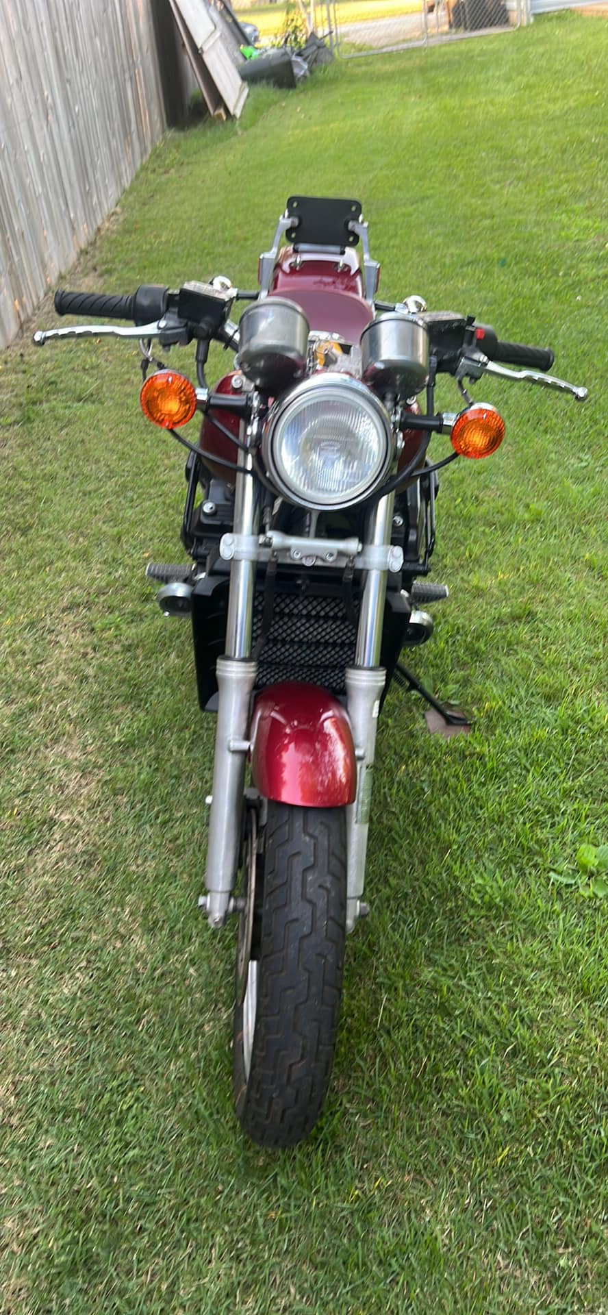 Modified Kawasaki Eliminator 450 with 900 miles