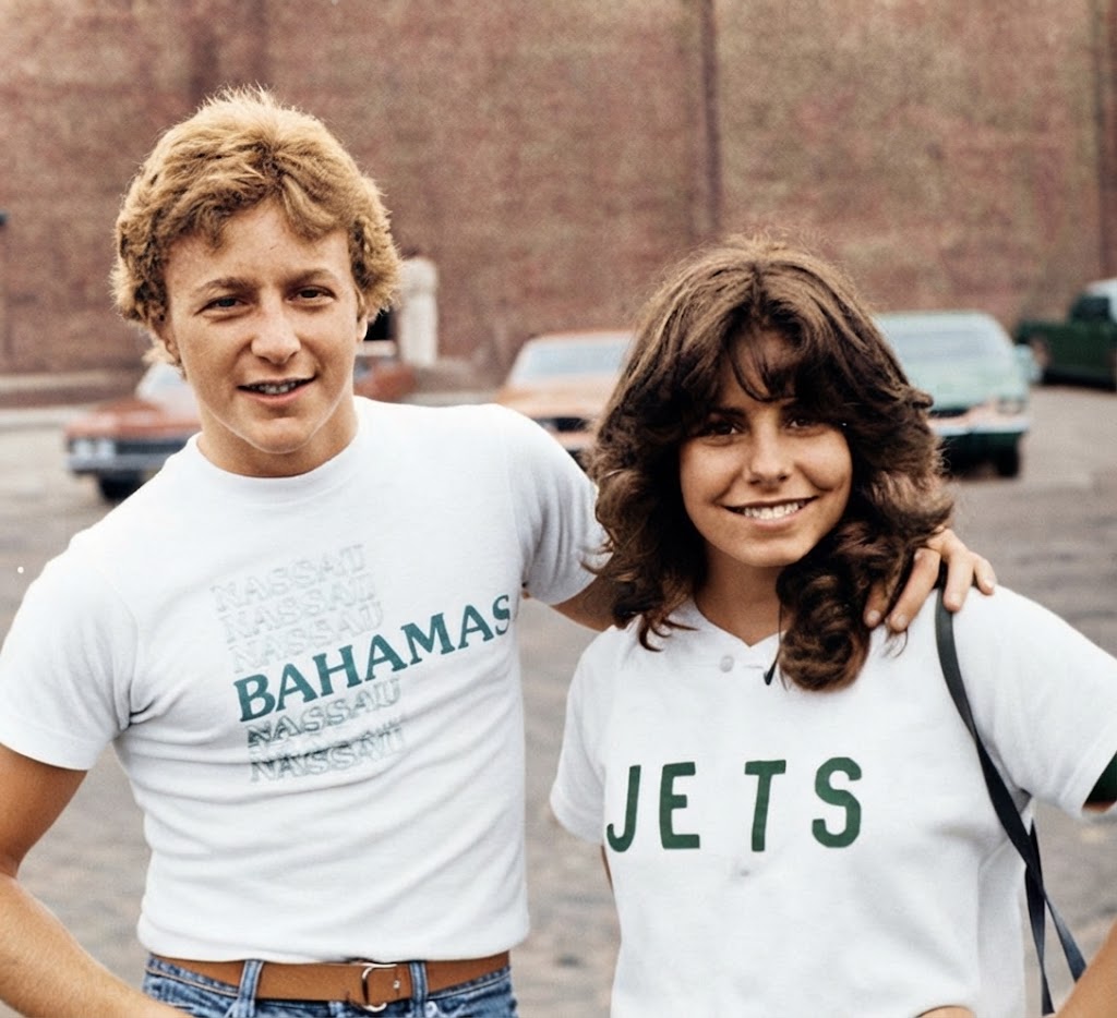 NHS Class of 1981 Yearbook** 特 LA8S4T ВАНАМАЯ ВААΜ NASSAU NASSA JETS