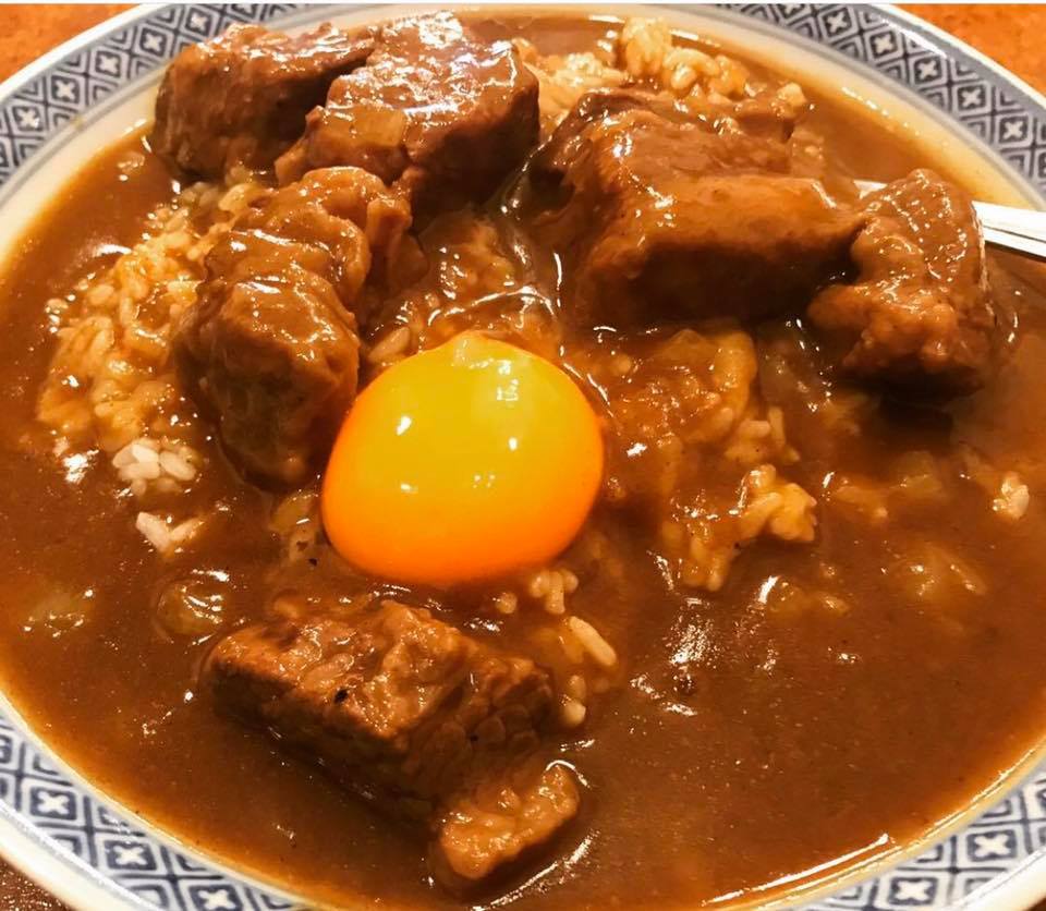 良友酒家 Liang You 咖喱牛腩飯 牛バラカレー 1100円税別 トッピング 生卵 50円 Facebook