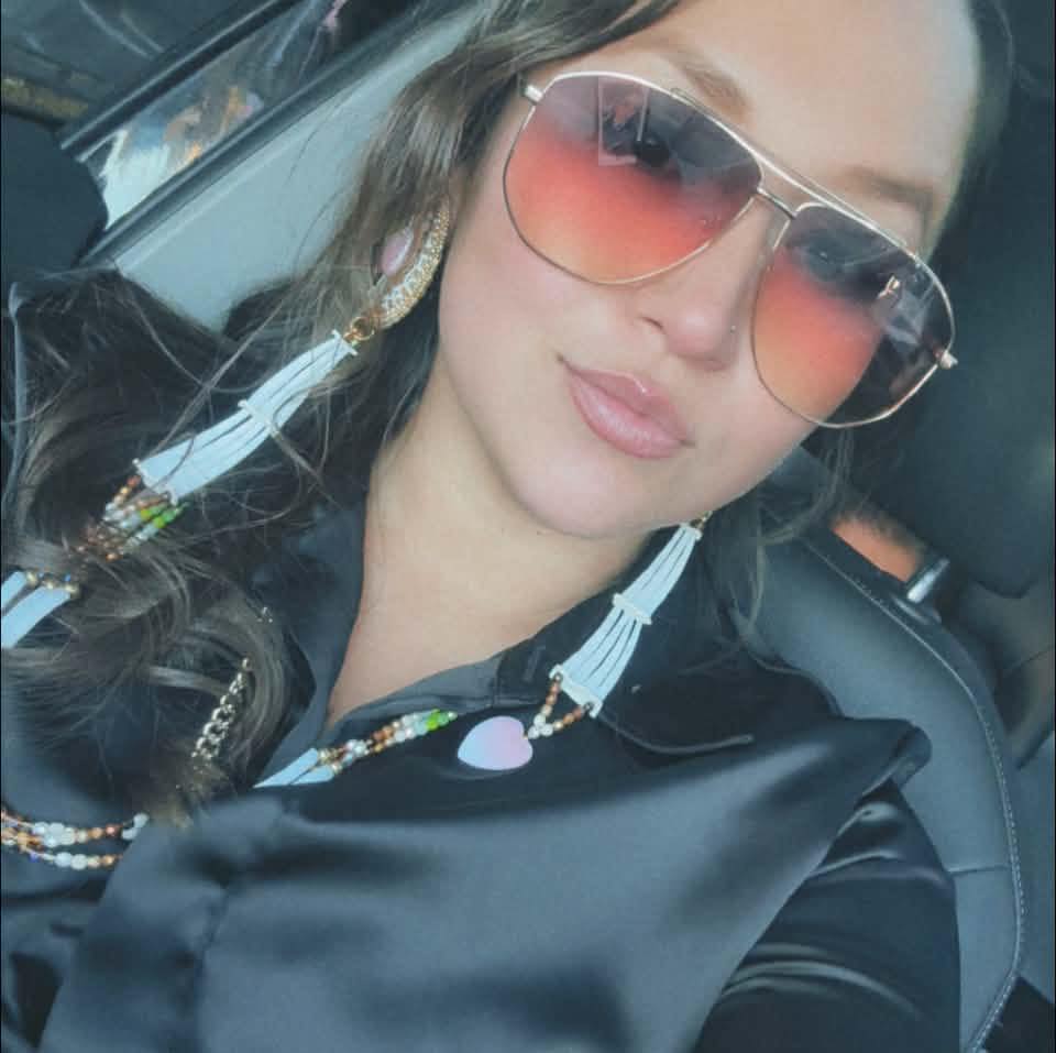 Here’s my daily #OOTD #selfie | Desiree Buckles