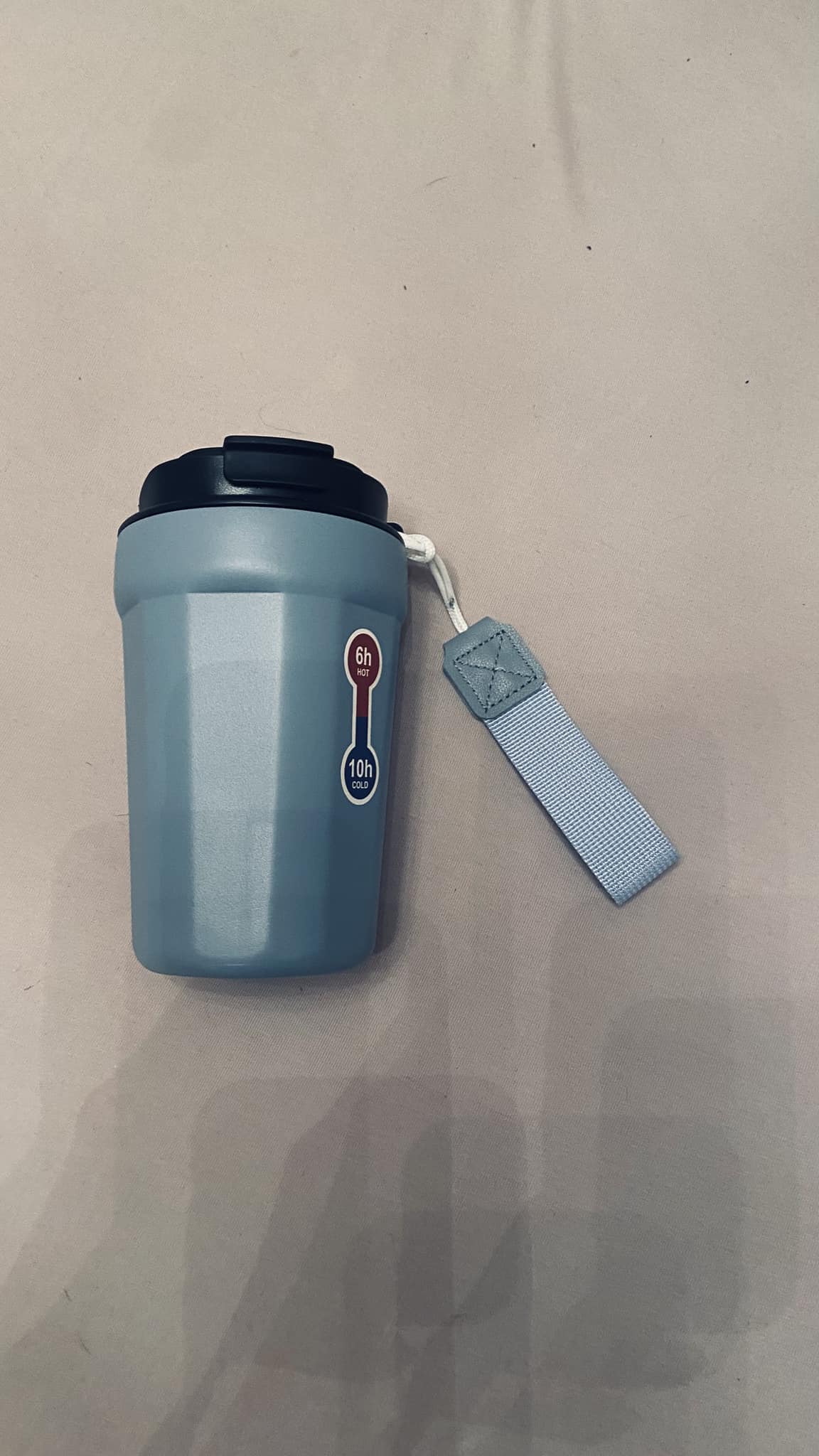 Ich suche diesen Becher, der bei Tedi vor ca 2 Monaten im Angebot war. Ich würde ihn abkaufen oder gegen einen rosafarbenen tauschen…