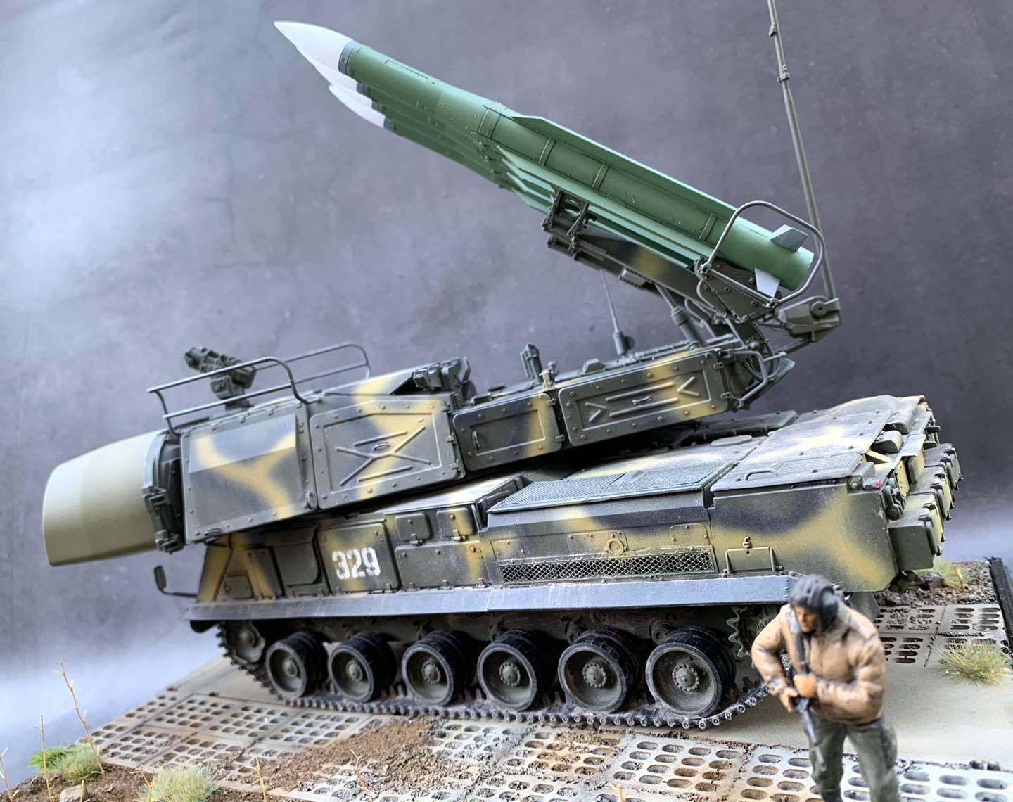1/35 Meng Russian 9K37M1 BUK by Stefan Nilsson