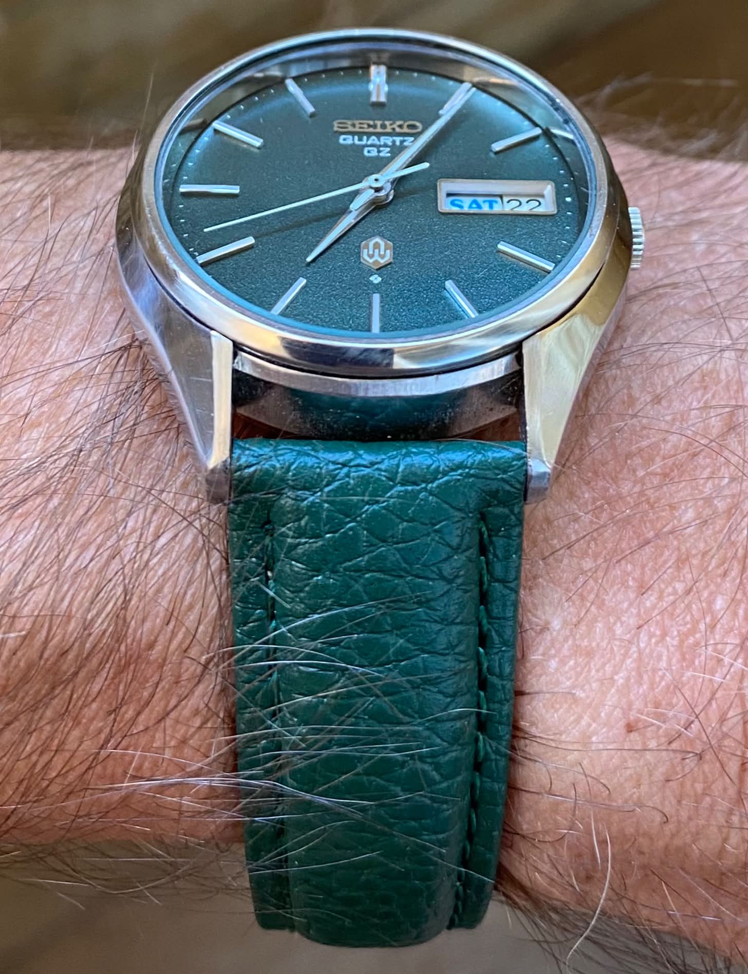 Seiko Quartz QZ Mint Green Sandpaper Dial…