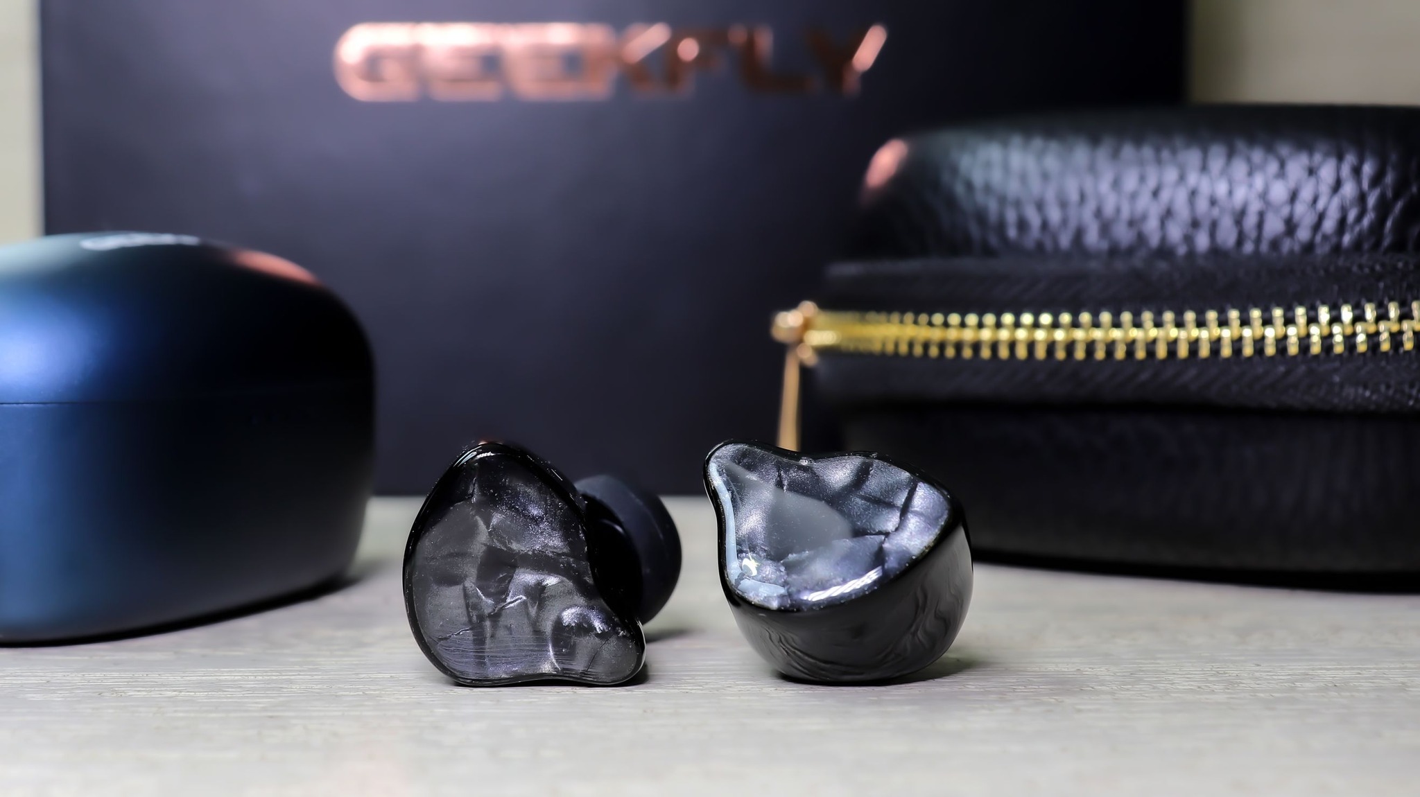 Geekwold GK20 Pro earbuds with 3BA, 2PZT, and planar DD drivers