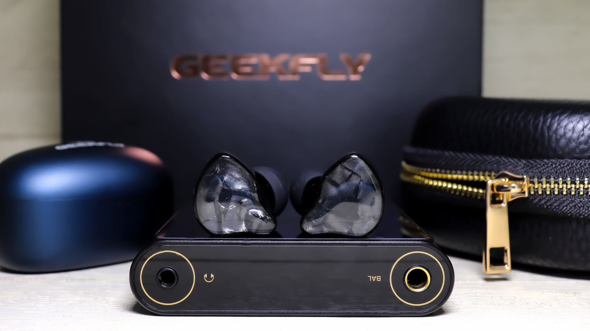 Geekwold GK20 Pro earbuds with 3BA, 2PZT, and planar DD drivers