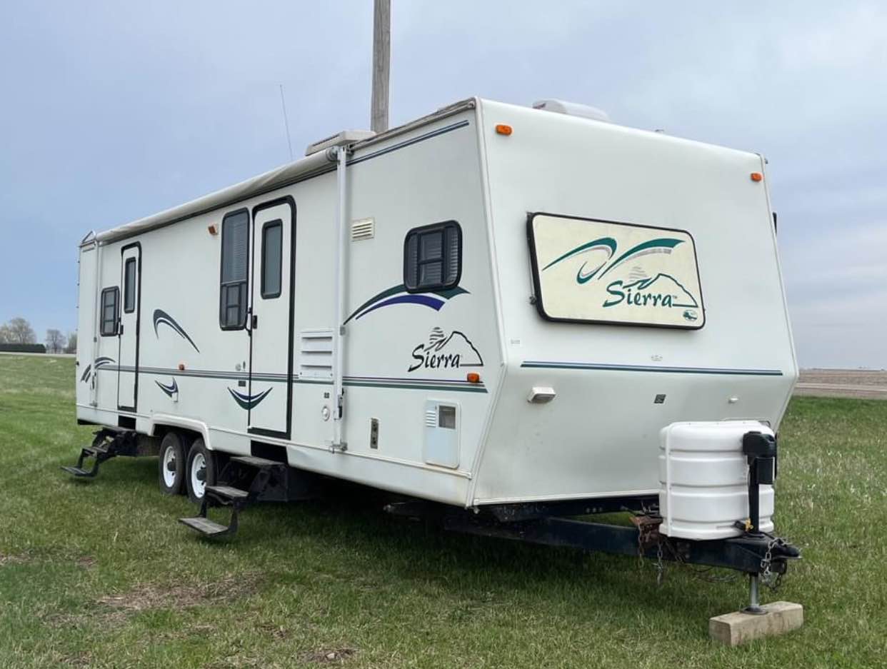 2000 Forest River Sierra 33ft - RVs & Campers - Kalona, Iowa | Facebook ...