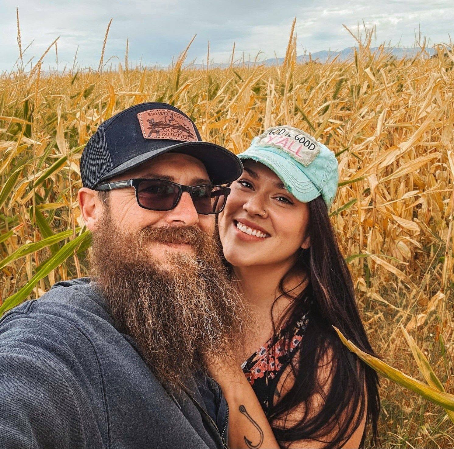 Farm & Homestead Pages - Follow and Engage | Have y’all ever had chicks ...