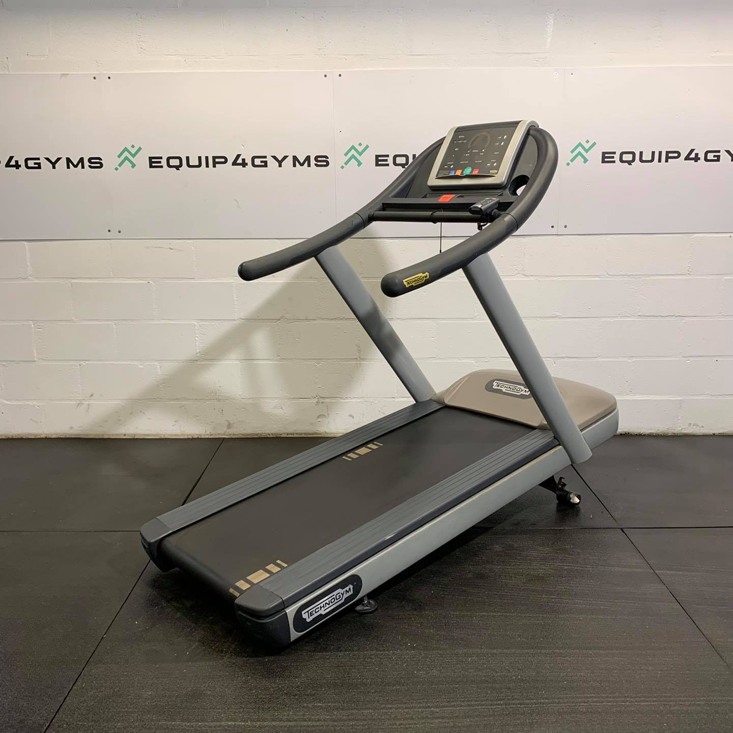 Equip4Gyms - Technogym JOG Treadmills BACK IN STOCK 😀🏃🏽‍♂️...