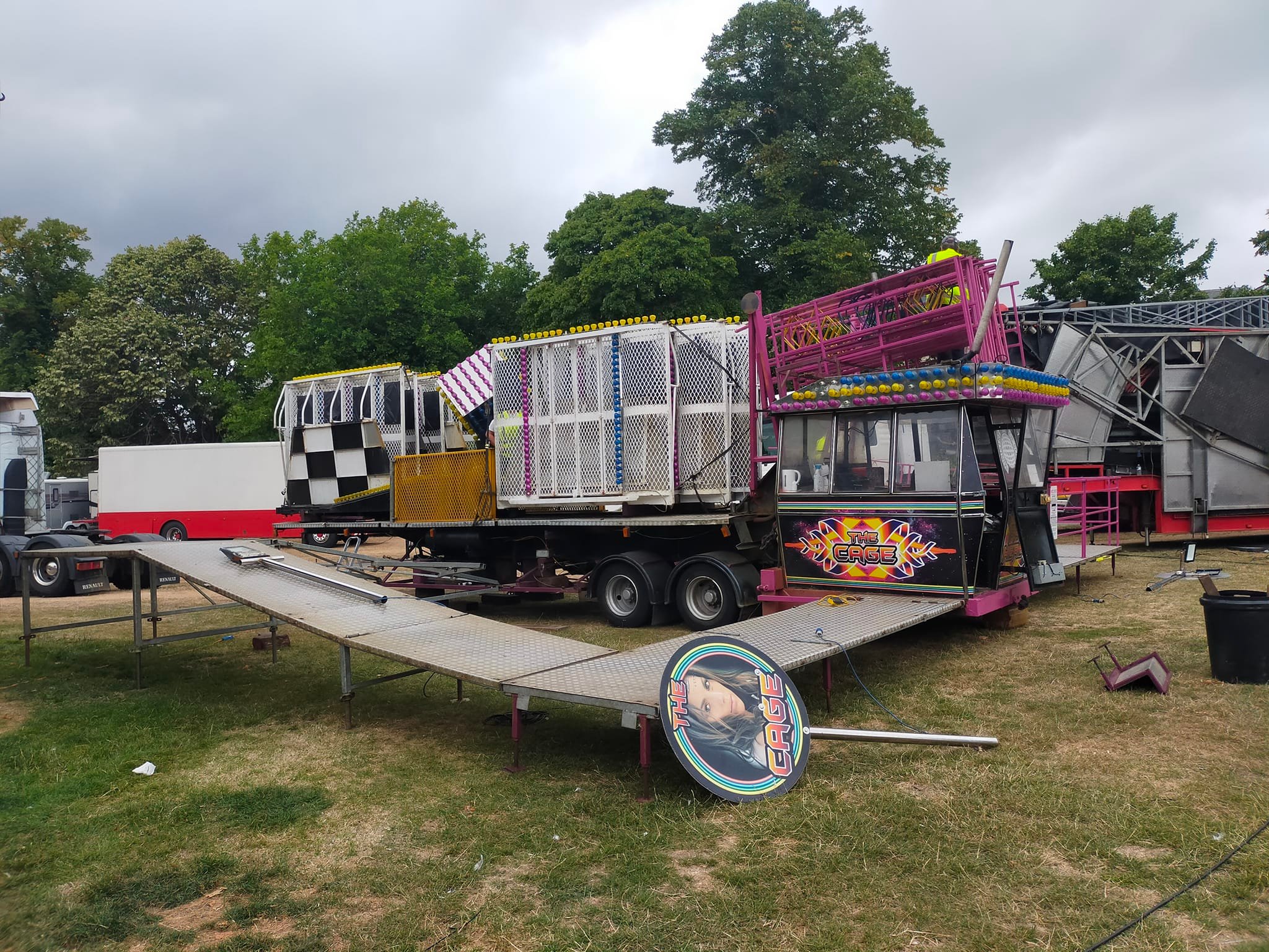 Slothy Vlogs - Stevens funfair setting up at Leigh park in... | Facebook