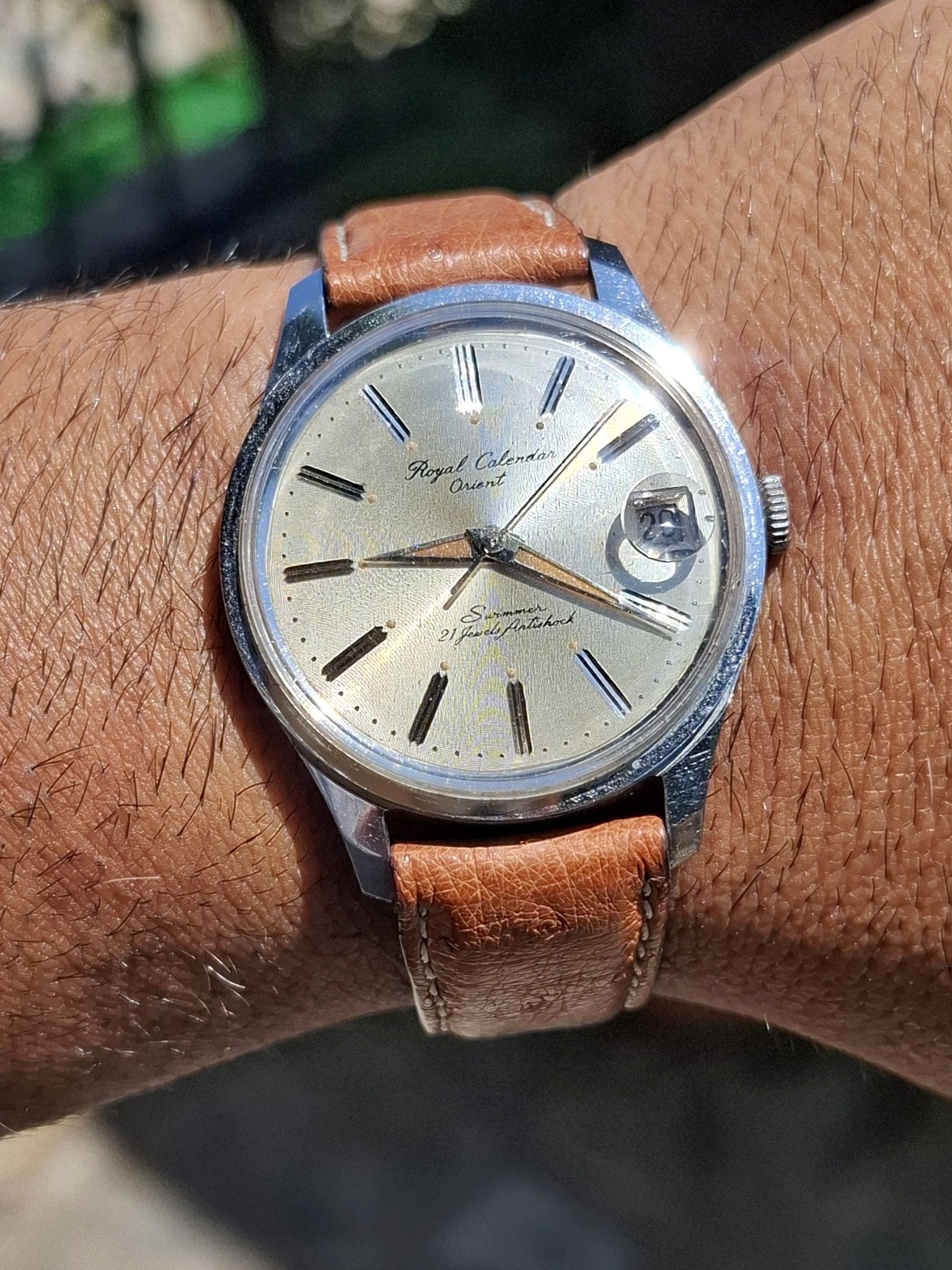 1960 Royal Calendar Orient Swimmer 21 jewels watch details