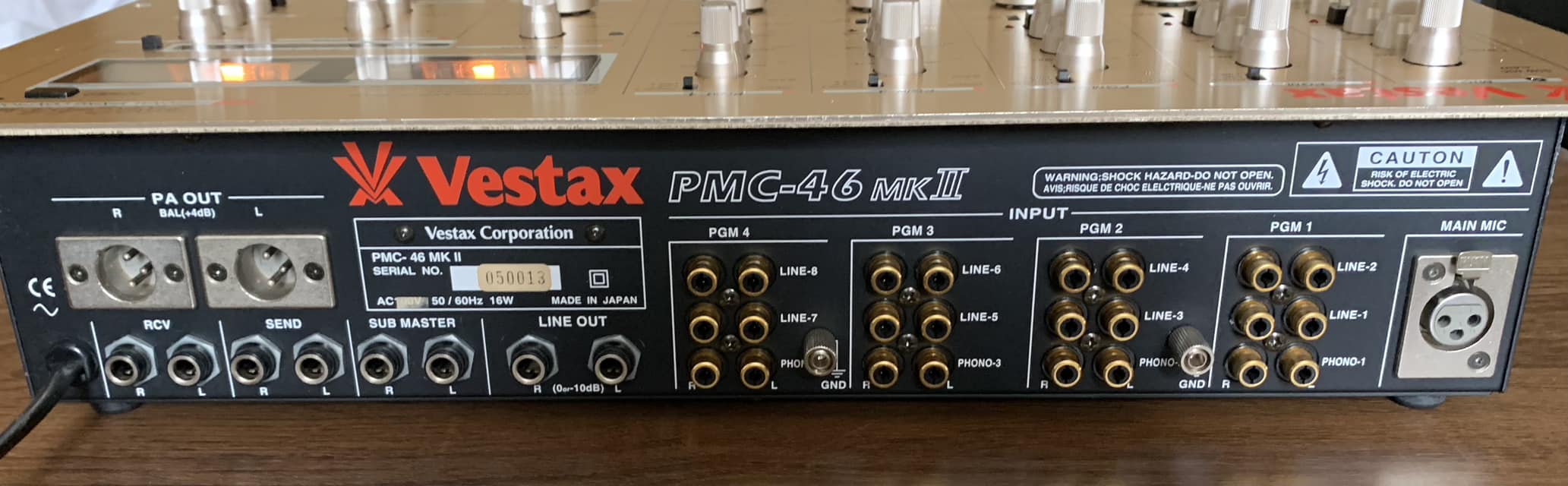 The legendary “champagne” series of Vestax mixers was one of the