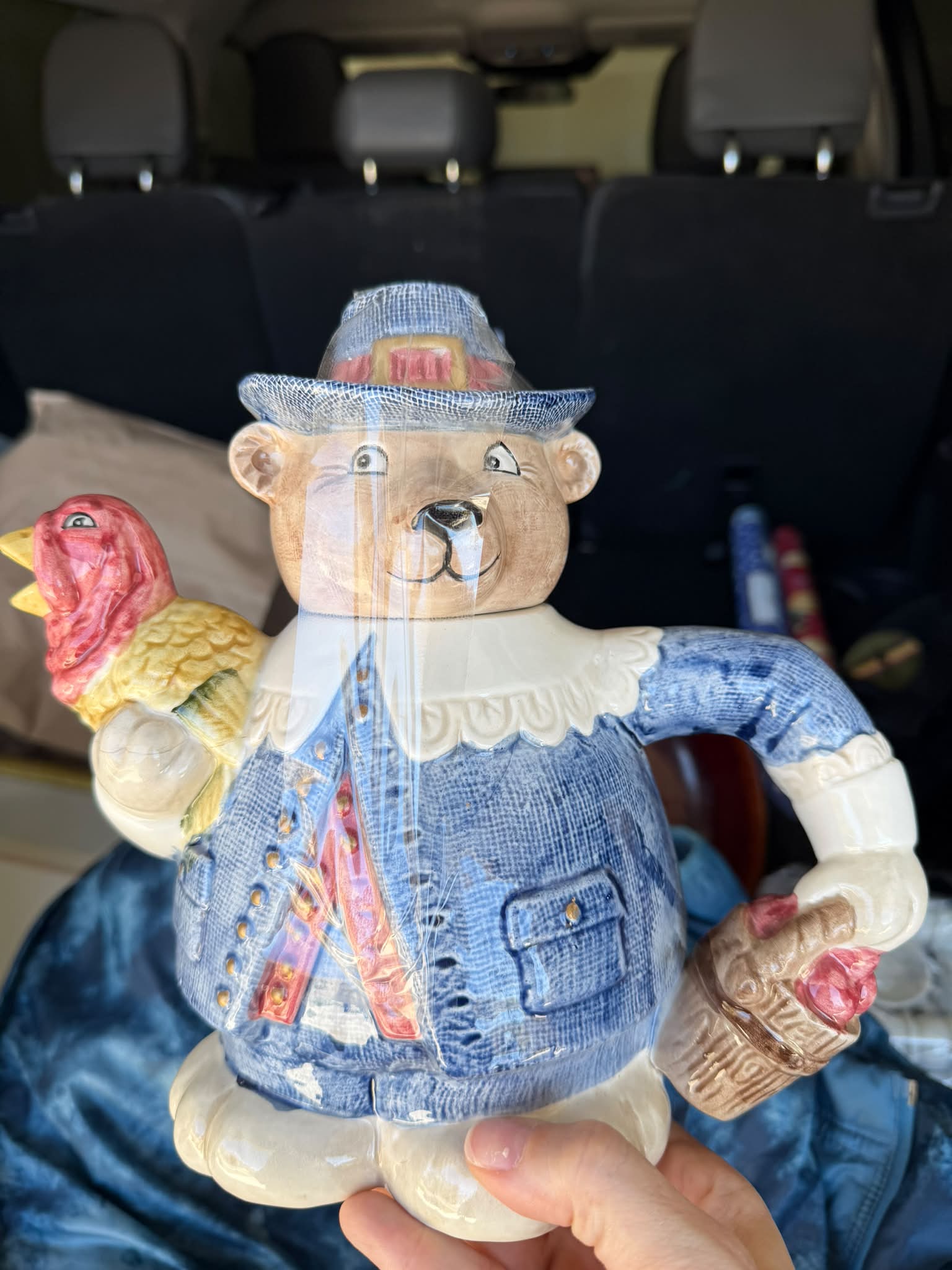 Fitz & Floyd Pilgrim Bear turkey ceramic teapot made in Japan