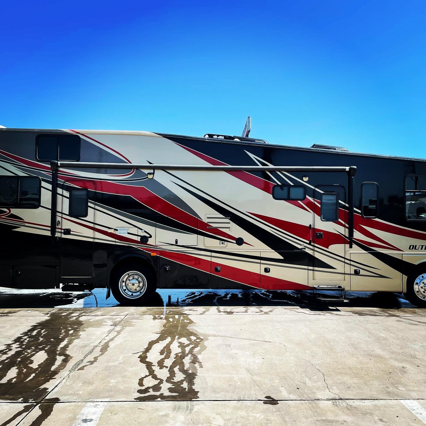 Elite RV Rentals - Home | Facebook