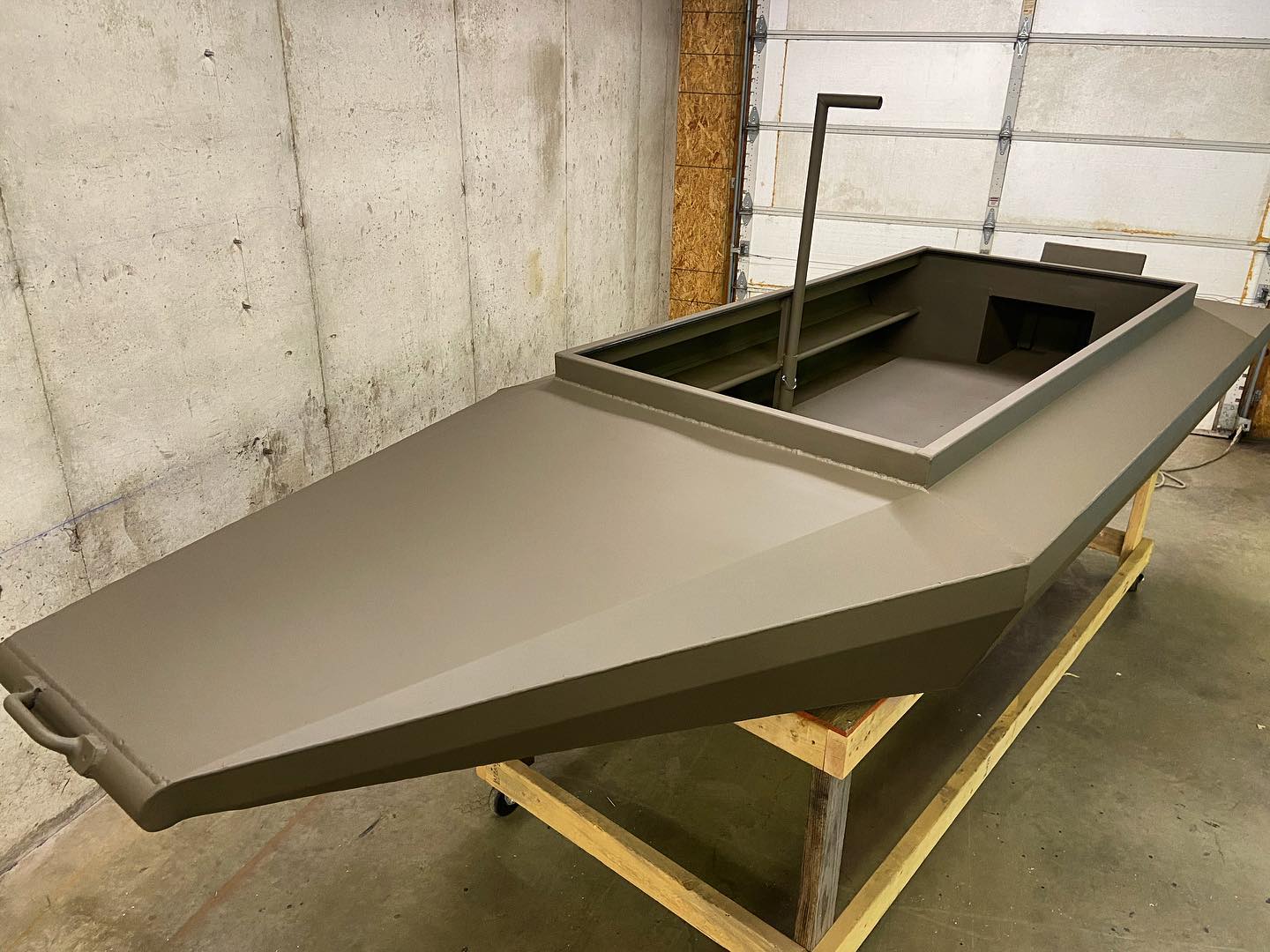 Basic and clean... 1244 base model.... - County Line Boats | Facebook