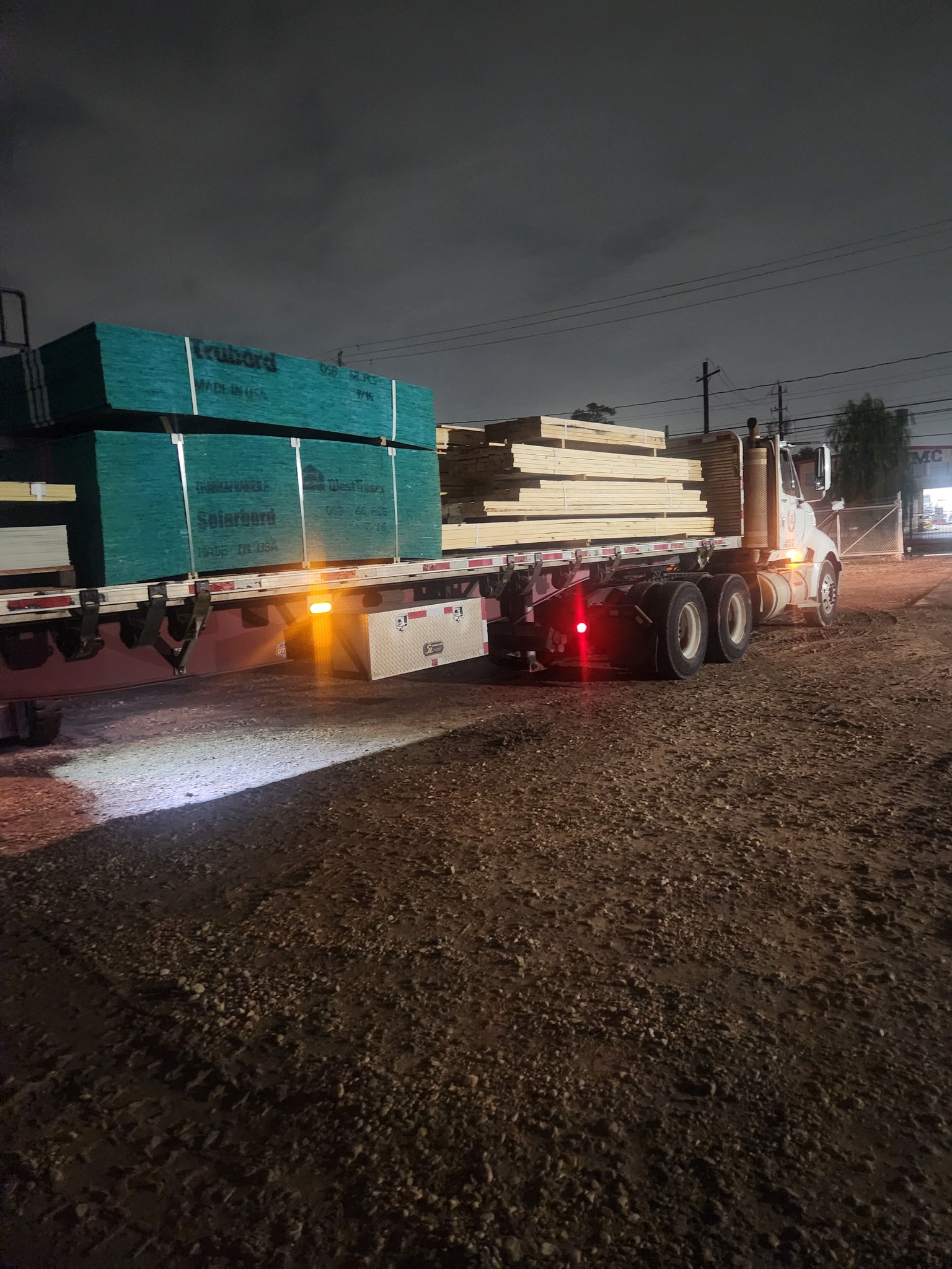 🌟 Attention Builders in Texas... - Thompson Lumber Company