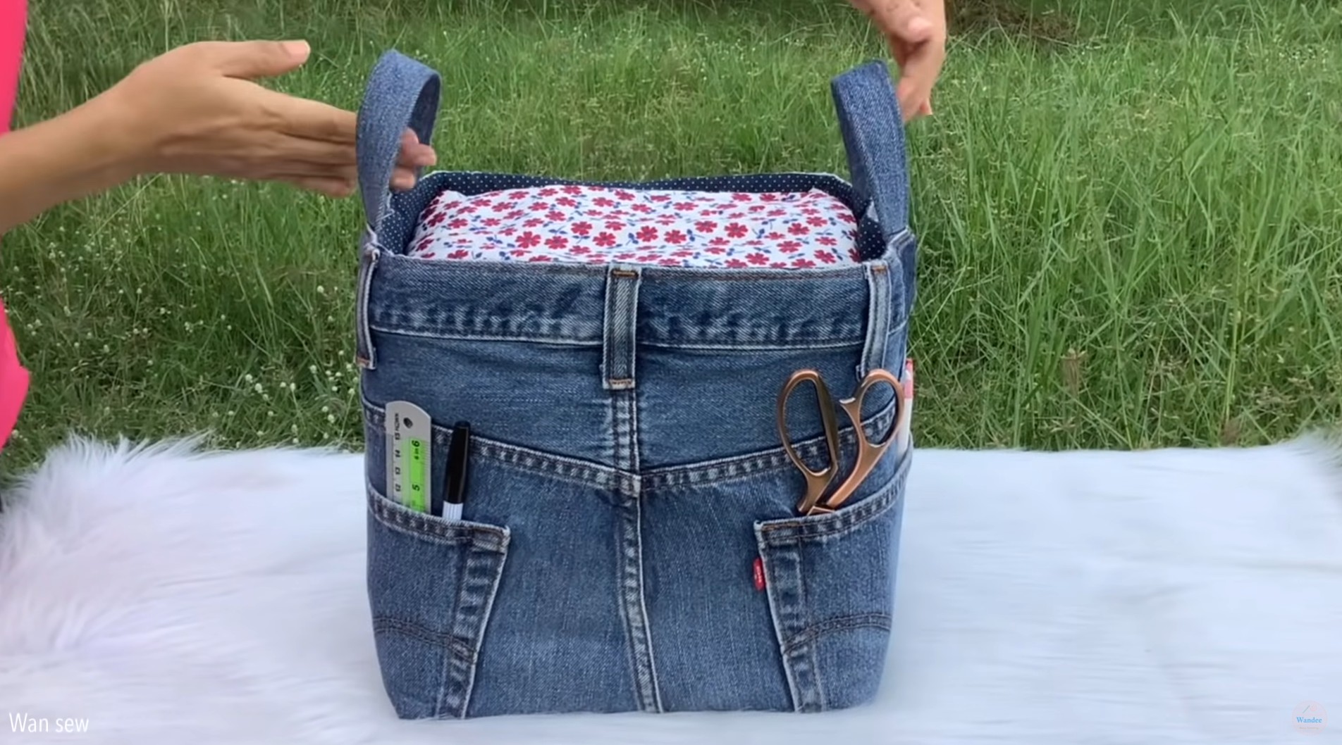 Free Patterns of QUILTING | Tutorial on how to sew large fabric boxes ...