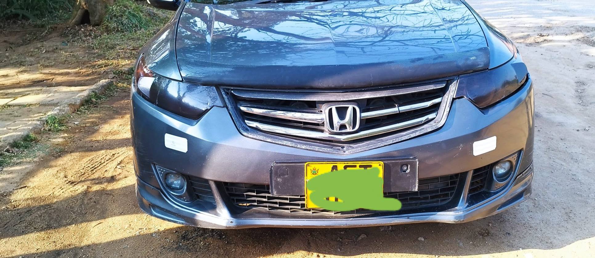 Are 2009 Honda Accord bumpers and headlights interchangeable?