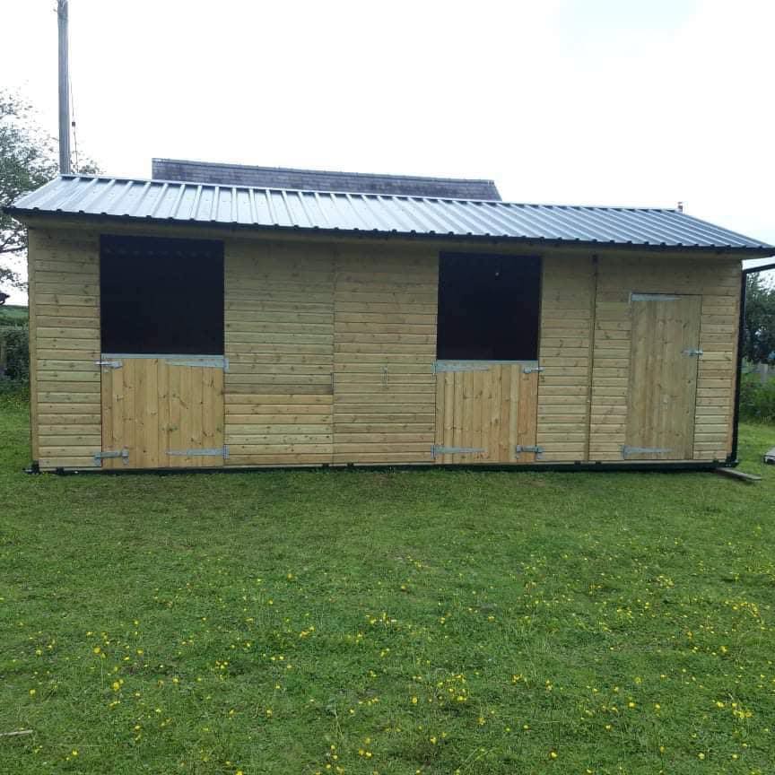 Quality... Black Horse Stables & Field Shelters Limited