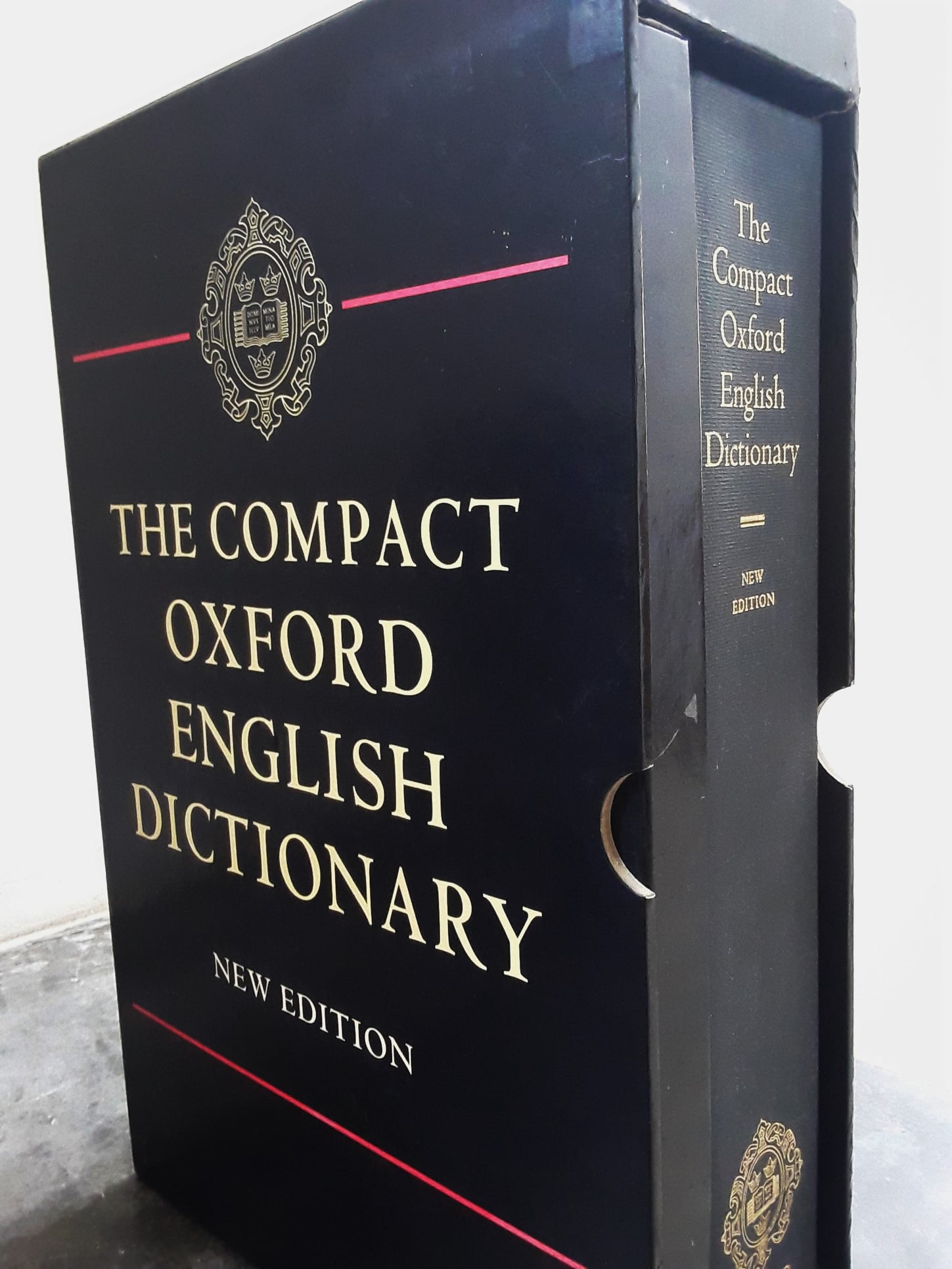 Oxford English Dictionary Second Edition on CD-Rom Version 4.0. It