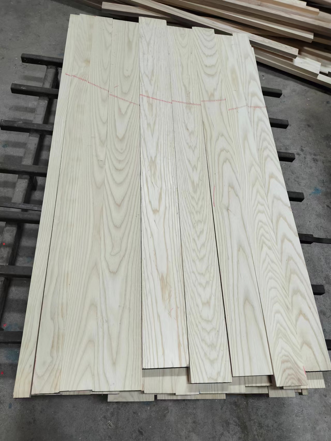 Lanton Hardwood