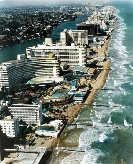 1960s view of Miami Beach, FL