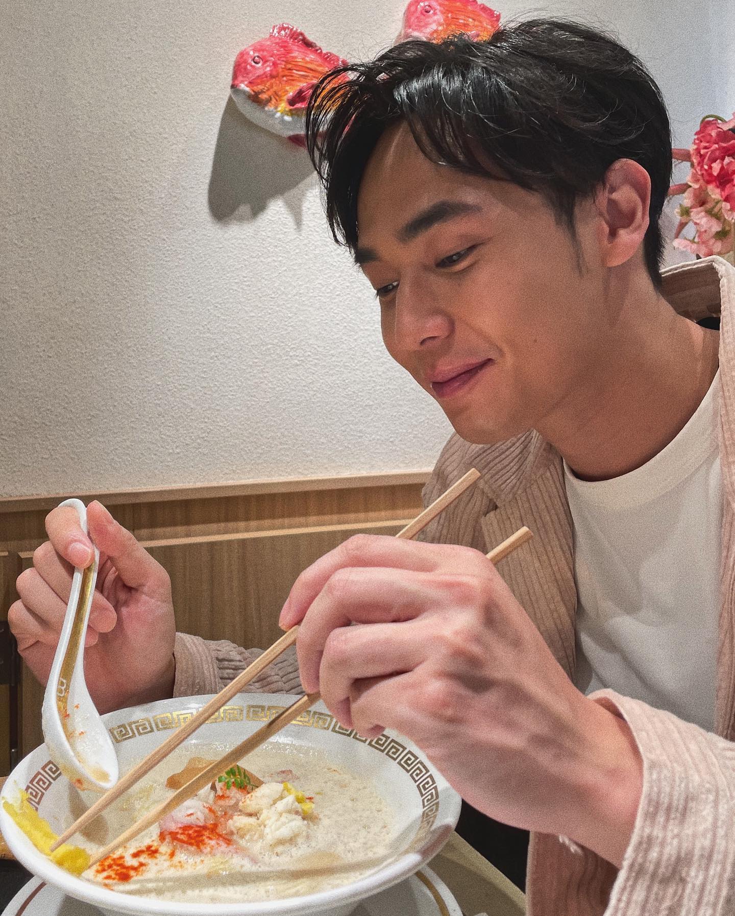 Angus 楊天宇 - 天氣咁凍！食拉麵係唔錯嘅選擇~... | Facebook