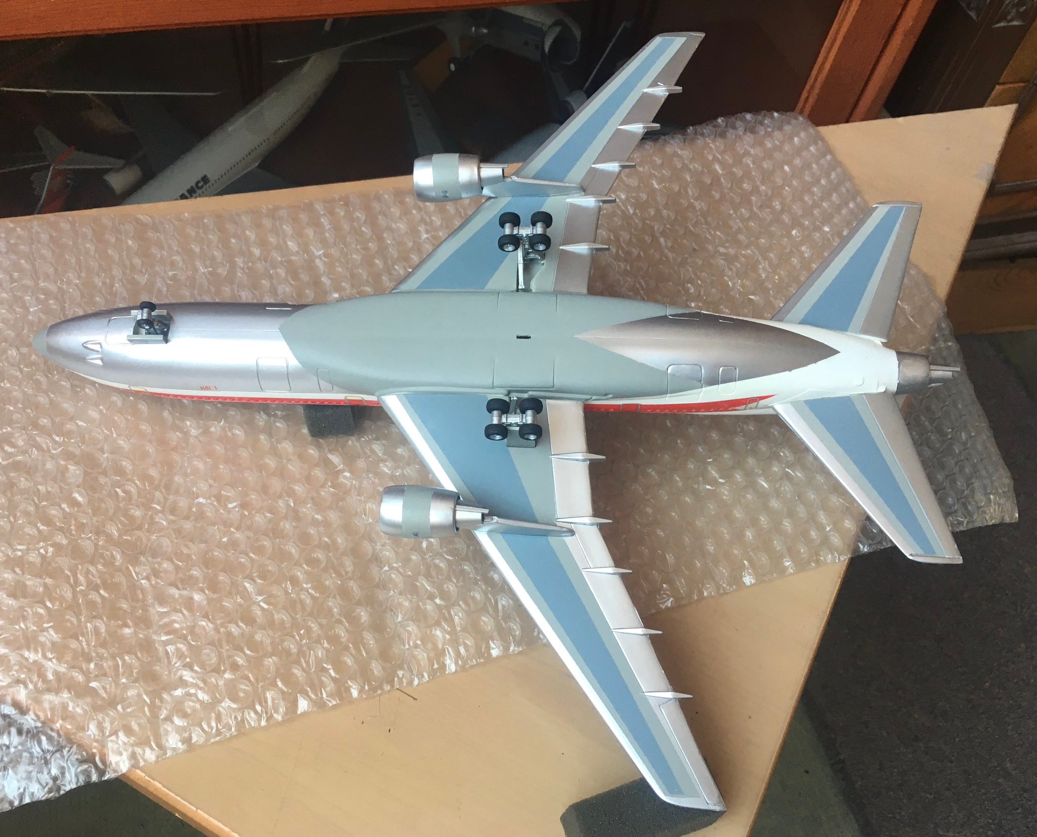 Revell TRISTAR L-1011 TWA cutaway display model kit from 1973