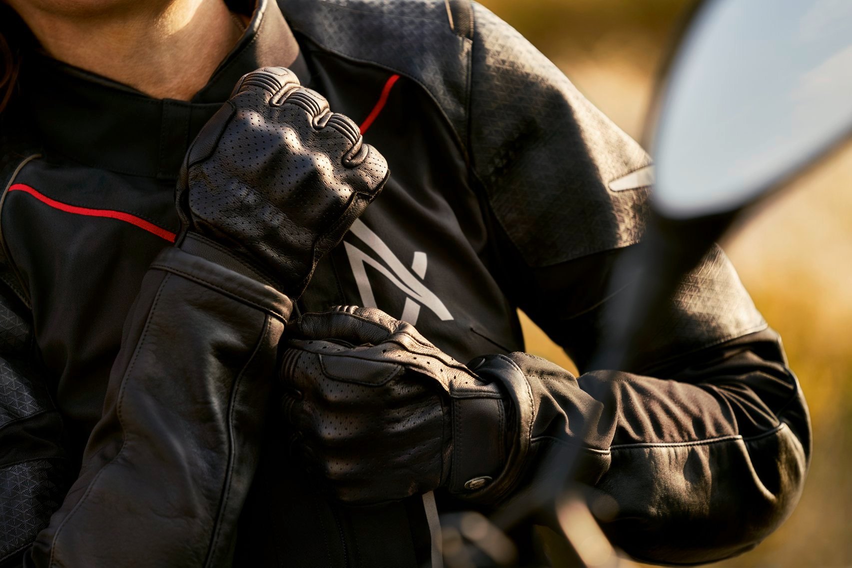 The new XRide and XRide Pro jacket delivers complete protection