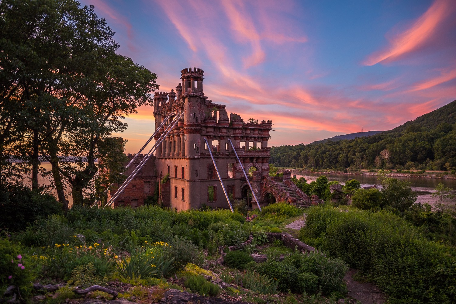 Bannerman Island | Last chance for the TITANIC FIRST CLASS DINNER ...