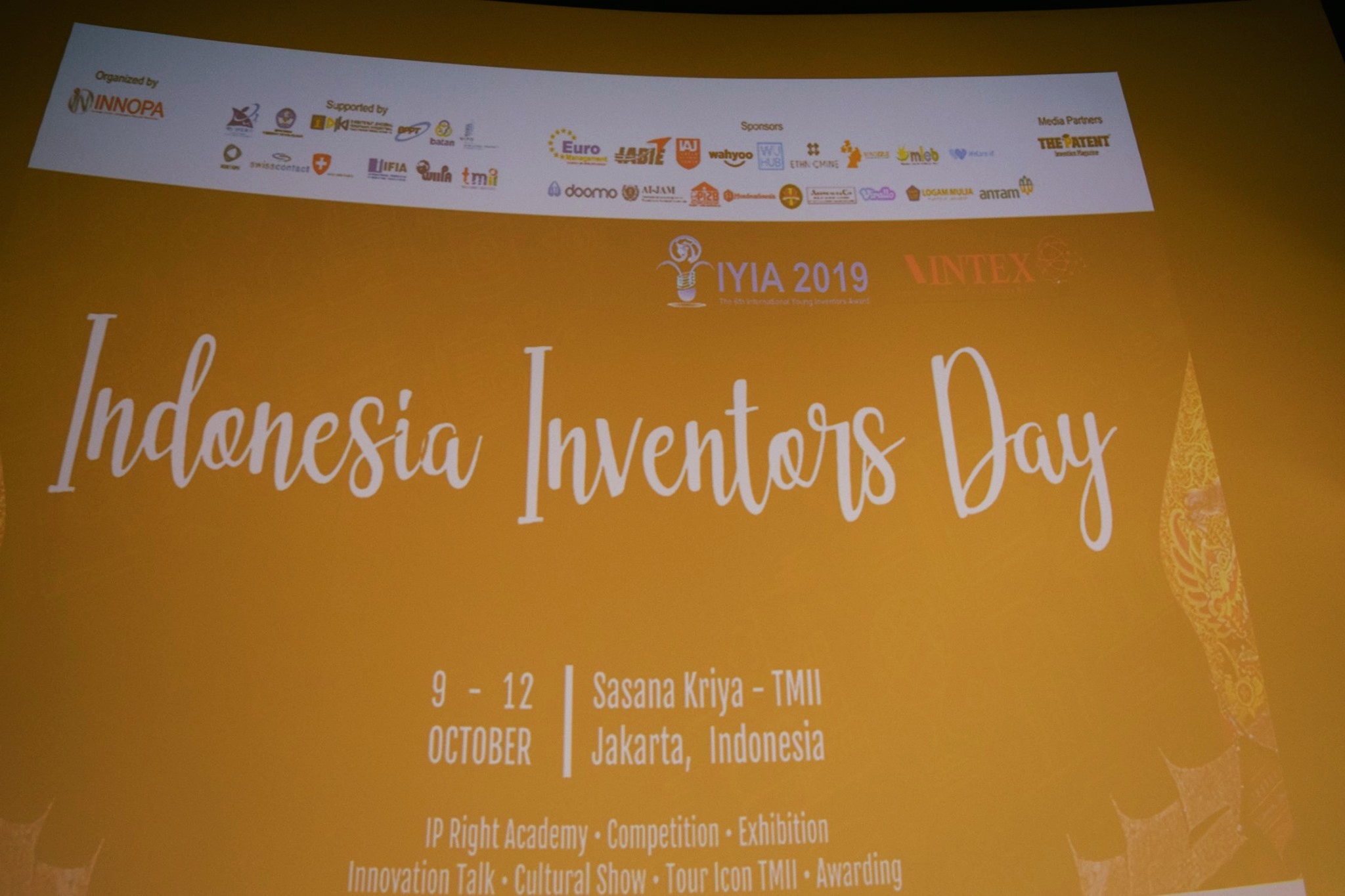 Sri Lankan Young... - Sri Lanka Inventors Commission | Facebook