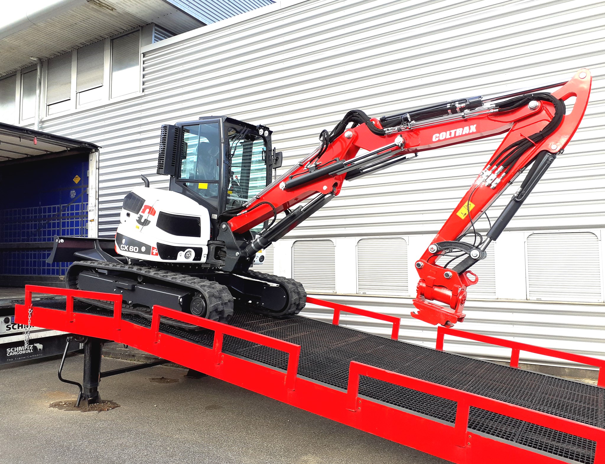 COLTRAX - La toute dernière midi pelle COLTRAX CX 60 a... | Facebook