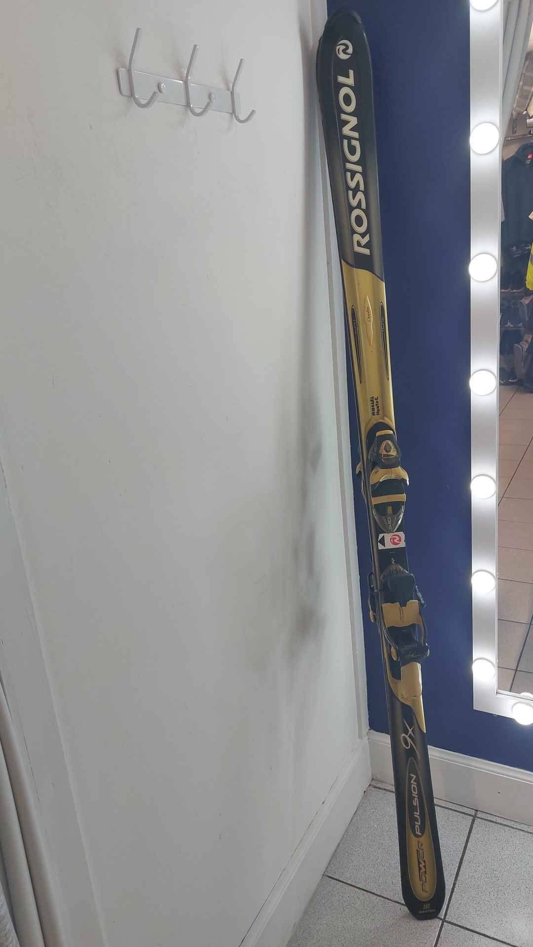Length is 181 The image shows a pair of black and gold Rossignol
